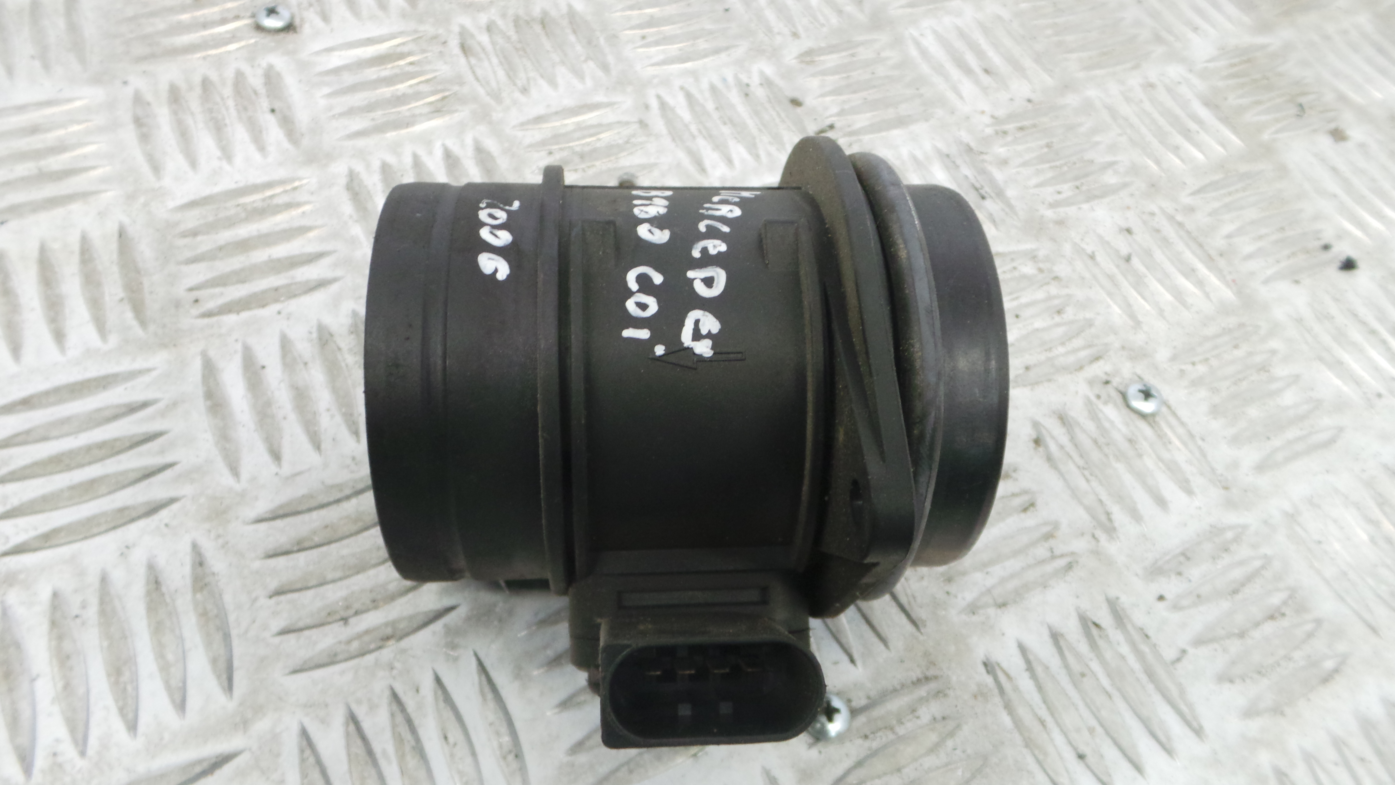 Medidor De Massa De Ar A0000942948 - MERCEDES-BENZ B-CLASS Sports Tourer (W245)-33182787