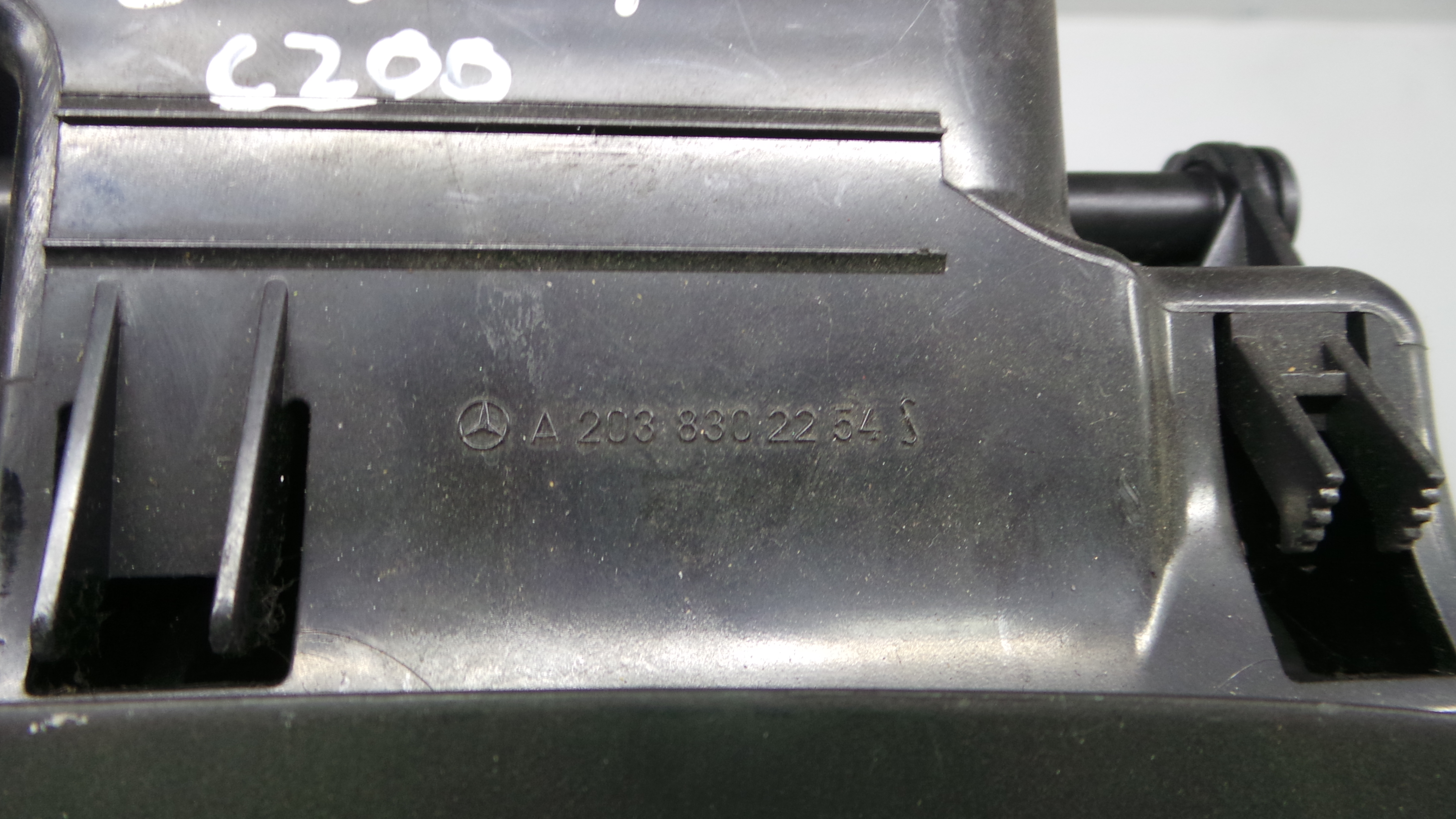 Grelha da Sofagem A2038302254 - MERCEDES-BENZ C-CLASS (W203)-33183007