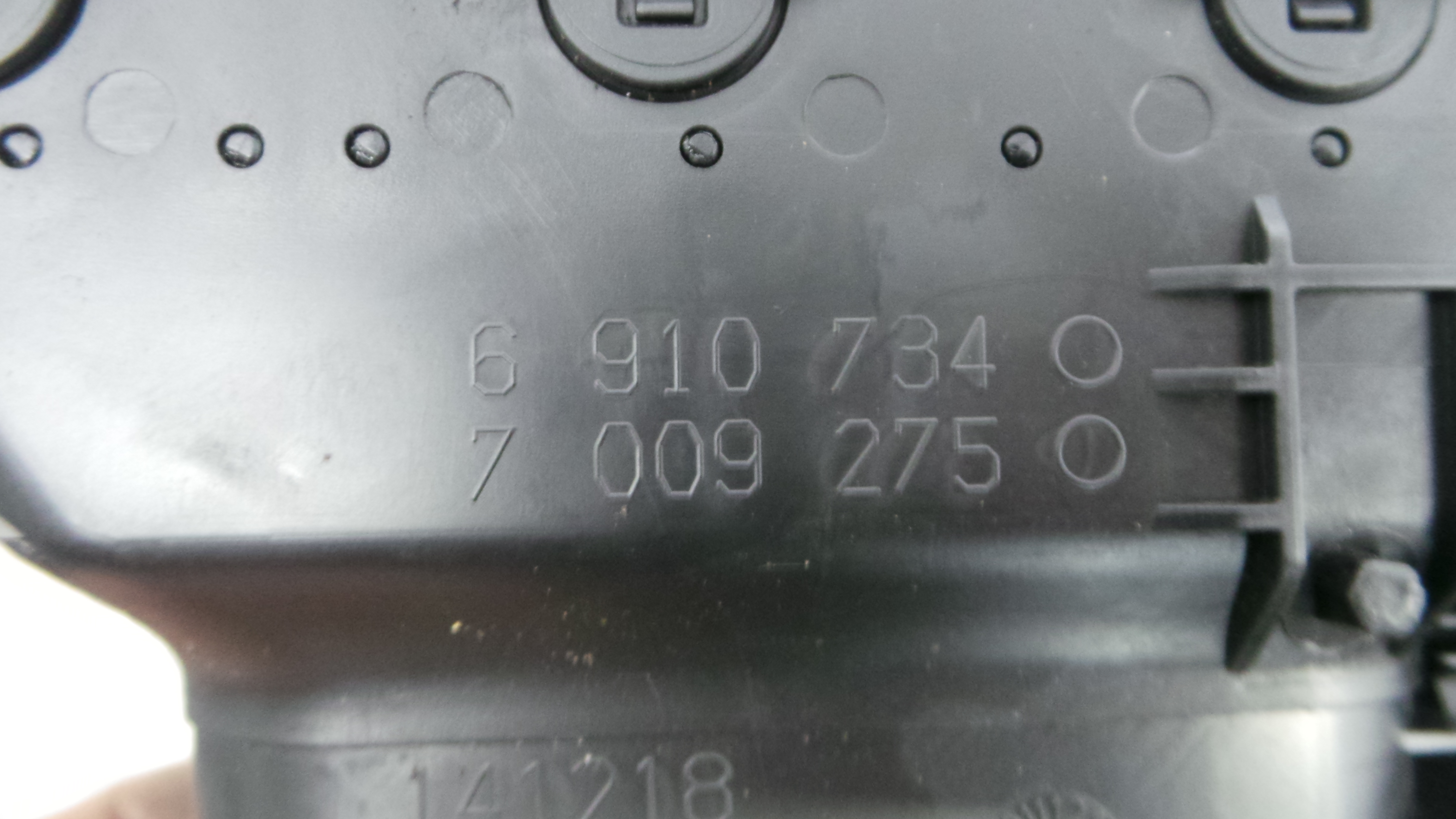 Grelha da Sofagem 697026601 - BMW 5 (E60)-33183111