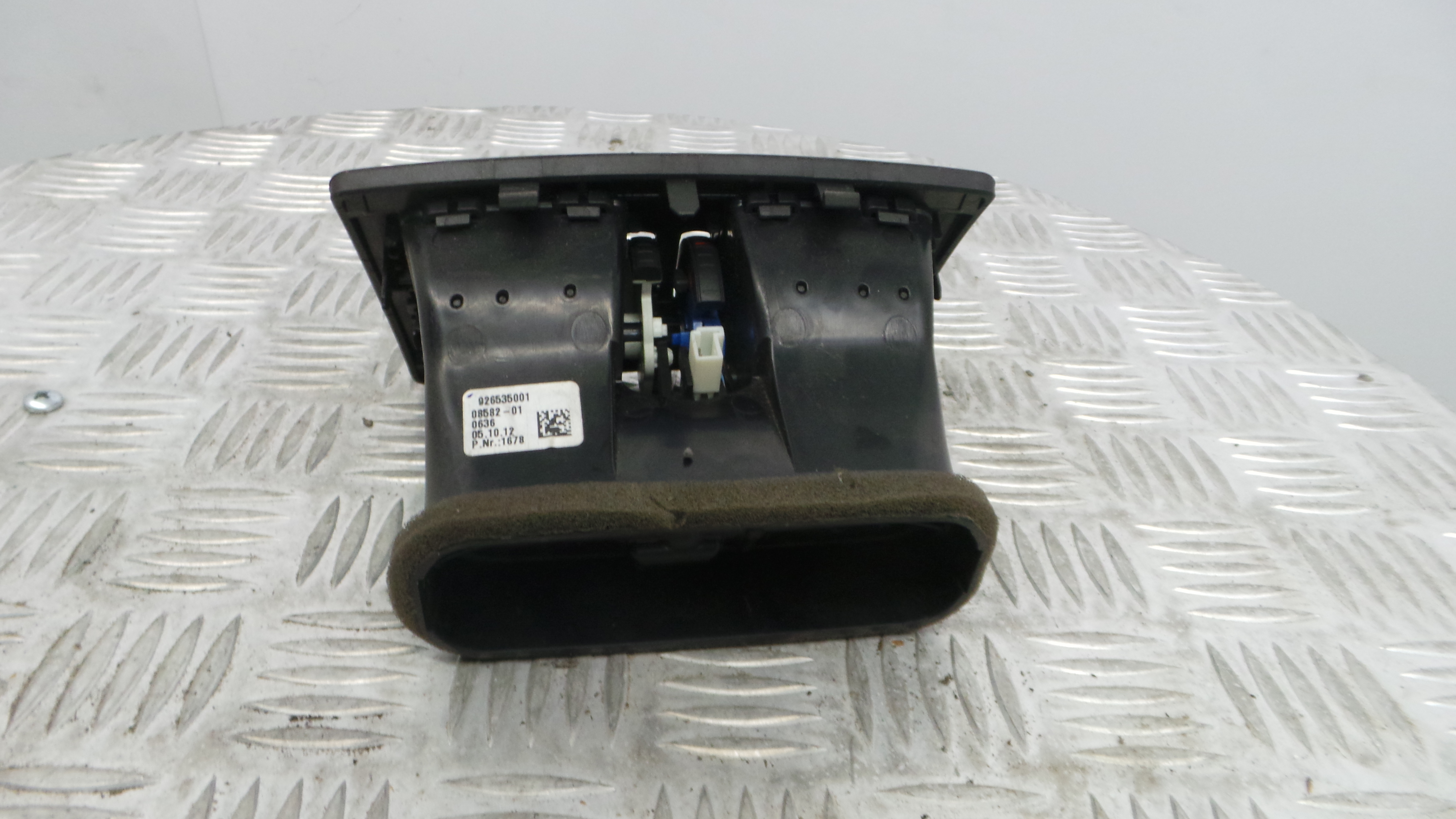 Grelha da Sofagem 64.22-9207330 - BMW 1 (F20), 1 Sports Hatch (F20)-33183150