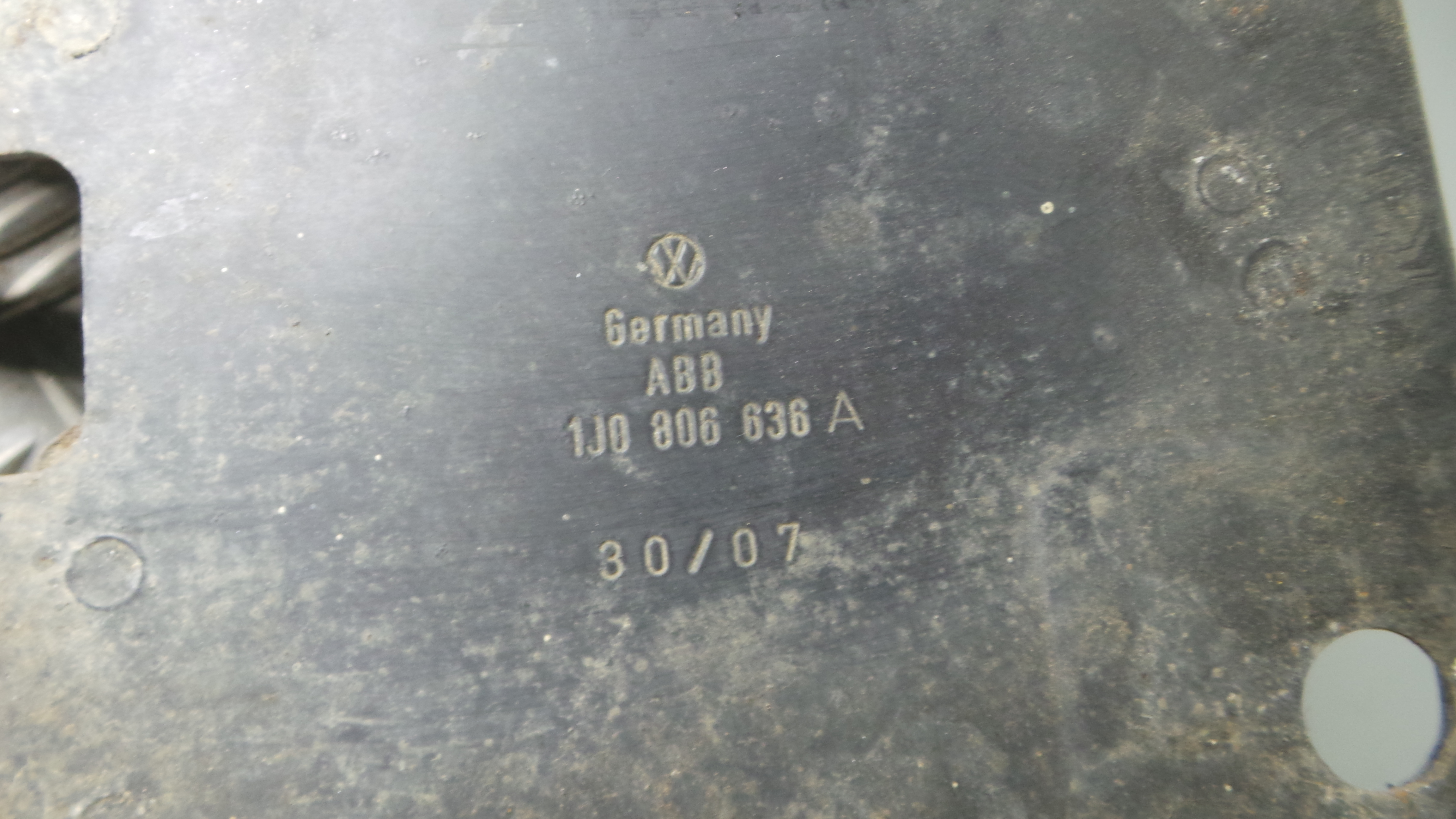 Reforço do Para Choques Frente 1J0805551 - VW GOLF IV (1J1), GOLF Mk IV (1J1)-33183327