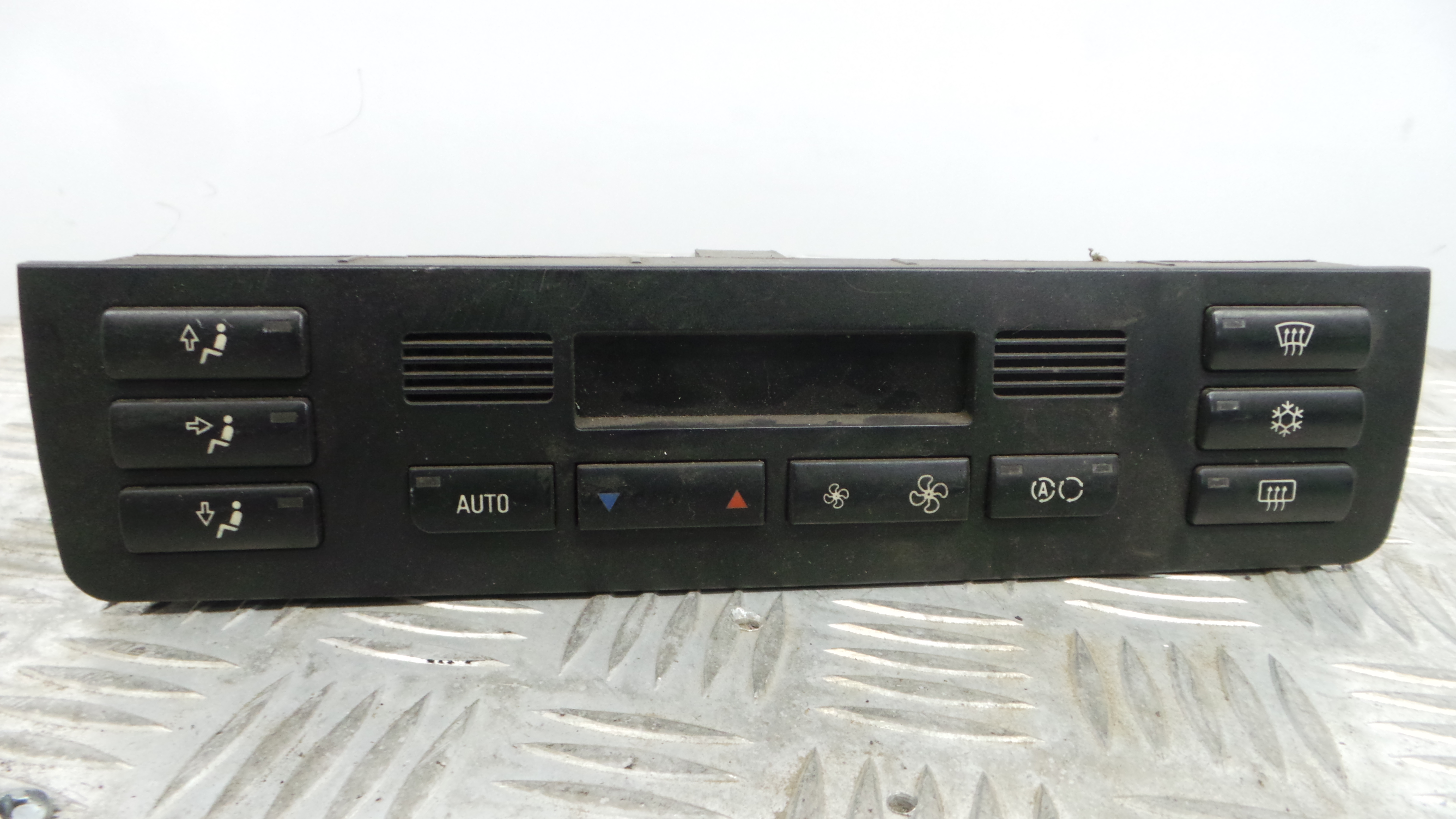 Comando da Sofagem / Climatronic 64.11-6902440 - BMW 3 (E46)-33183383