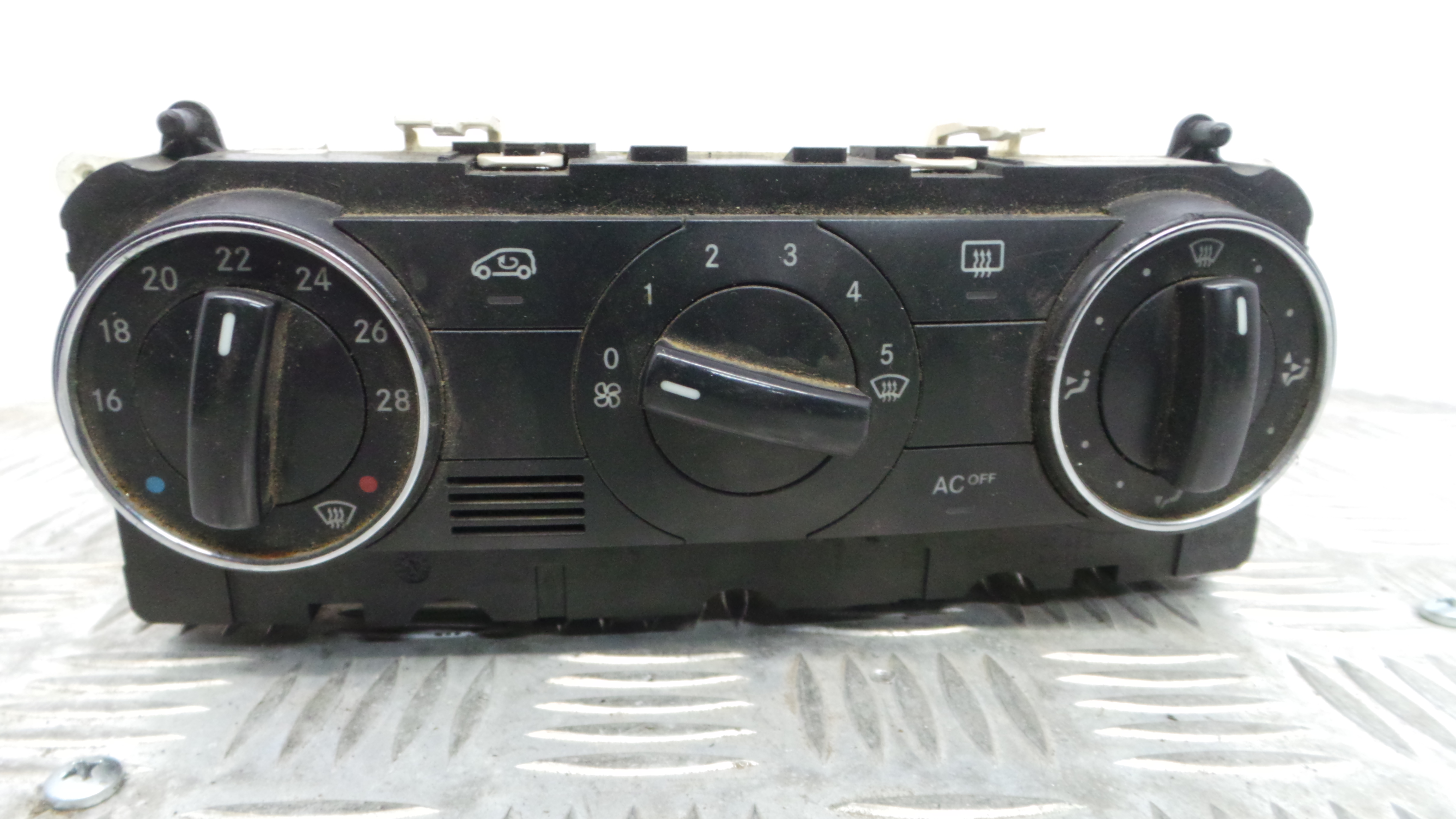 Comando da Sofagem / Climatronic A1698301385 - MERCEDES-BENZ A-CLASS (W169)-33183513