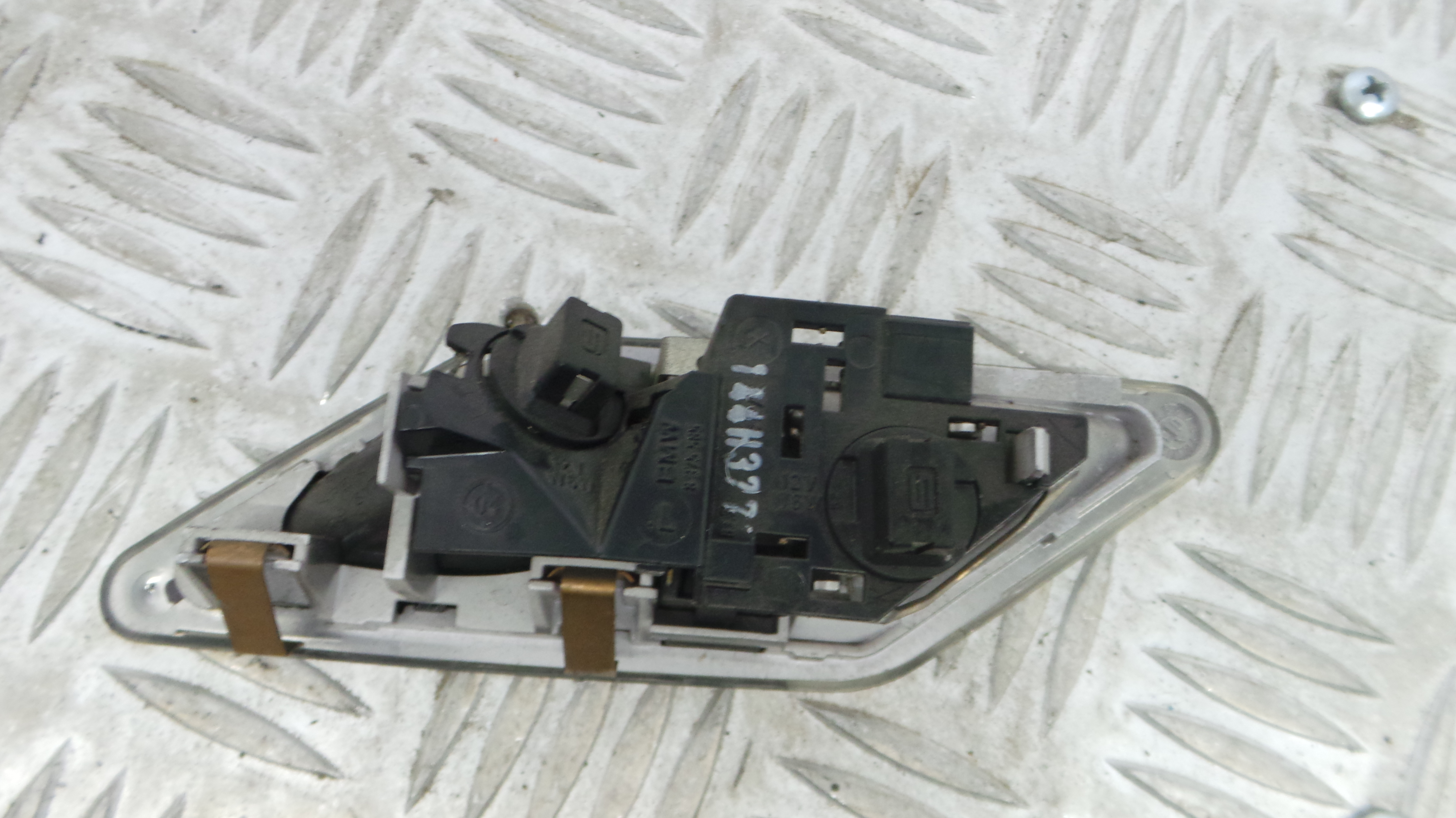 Plafonier Teto 8375585 - BMW 3 (E46)-33183542