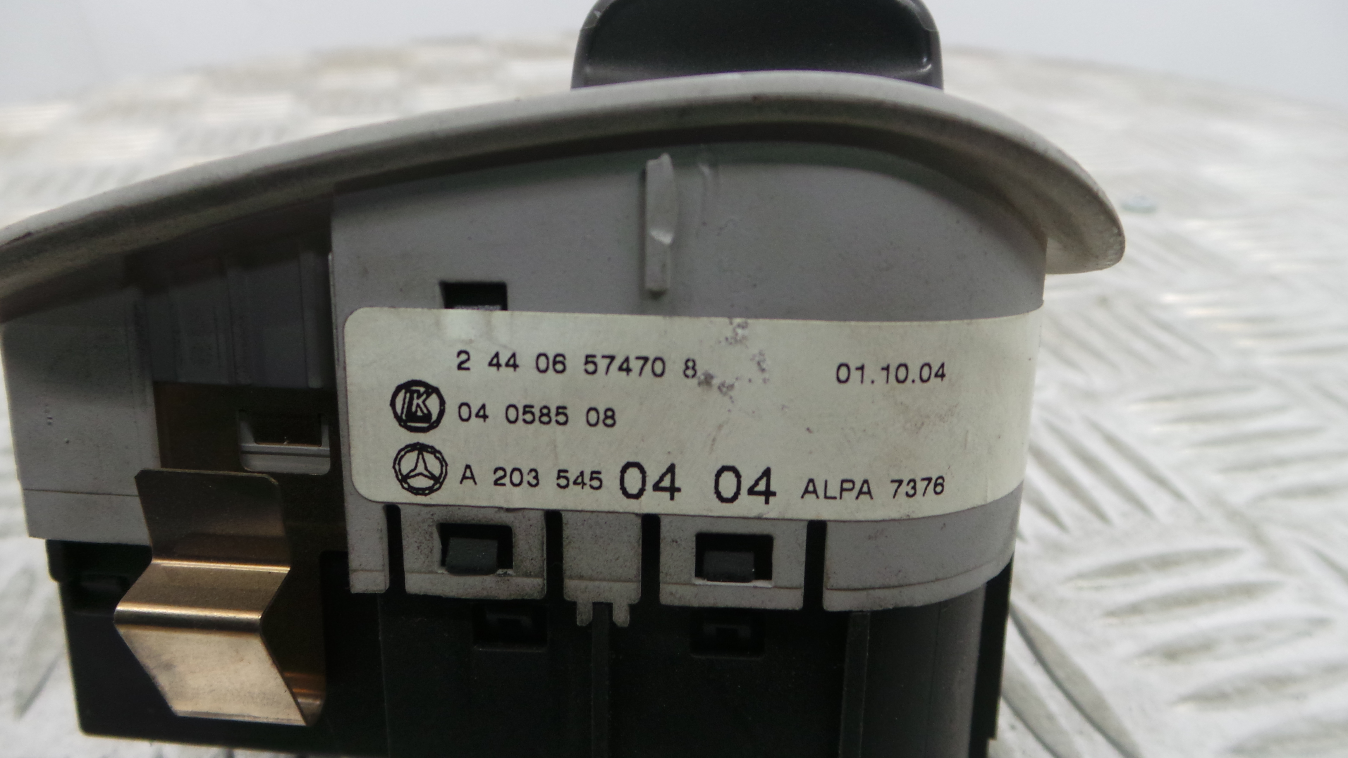 Comando das luzes  A2035450404 - MERCEDES-BENZ CLK (C209)-33183567