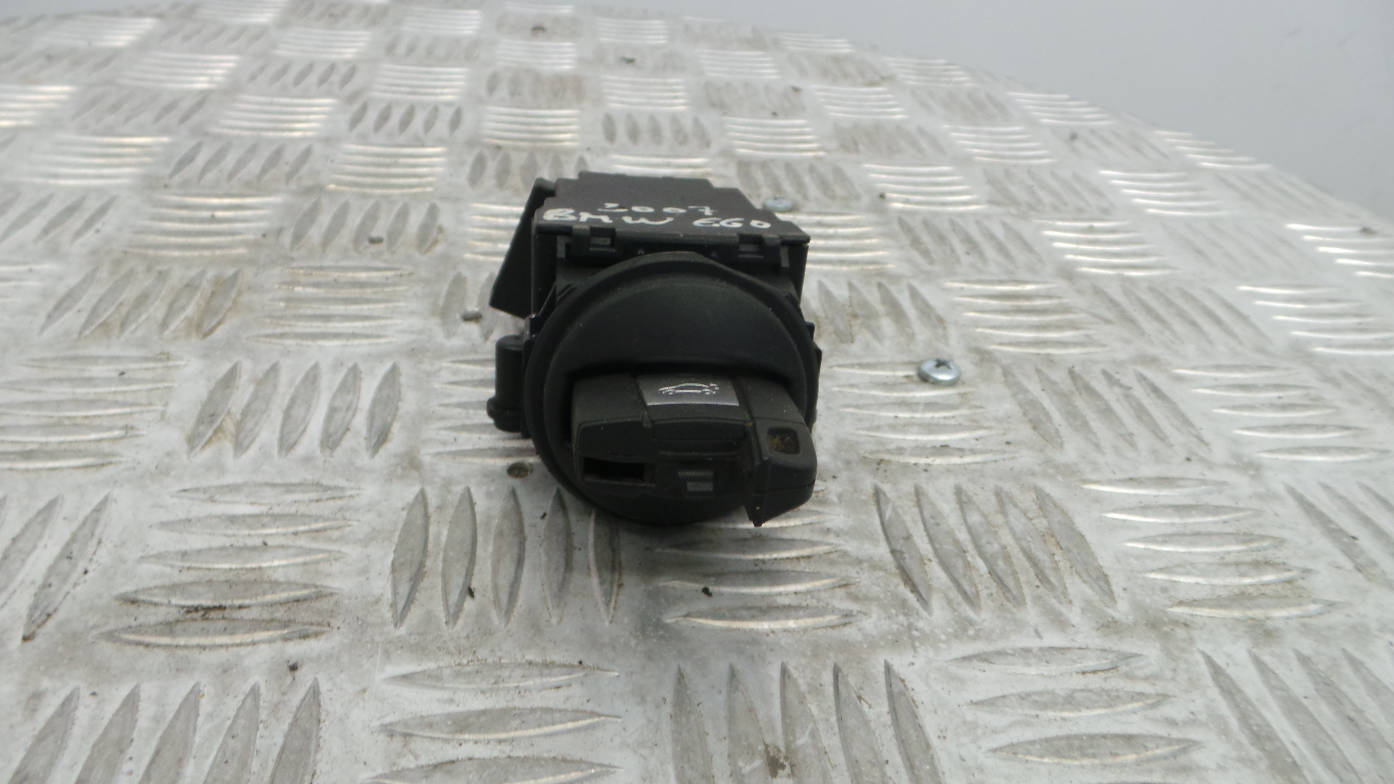 Canhão de ignição 6954722 - BMW 5 (E60)-33183694 Canhão de ignição 6954722 - BMW 5 (E60)-33183694