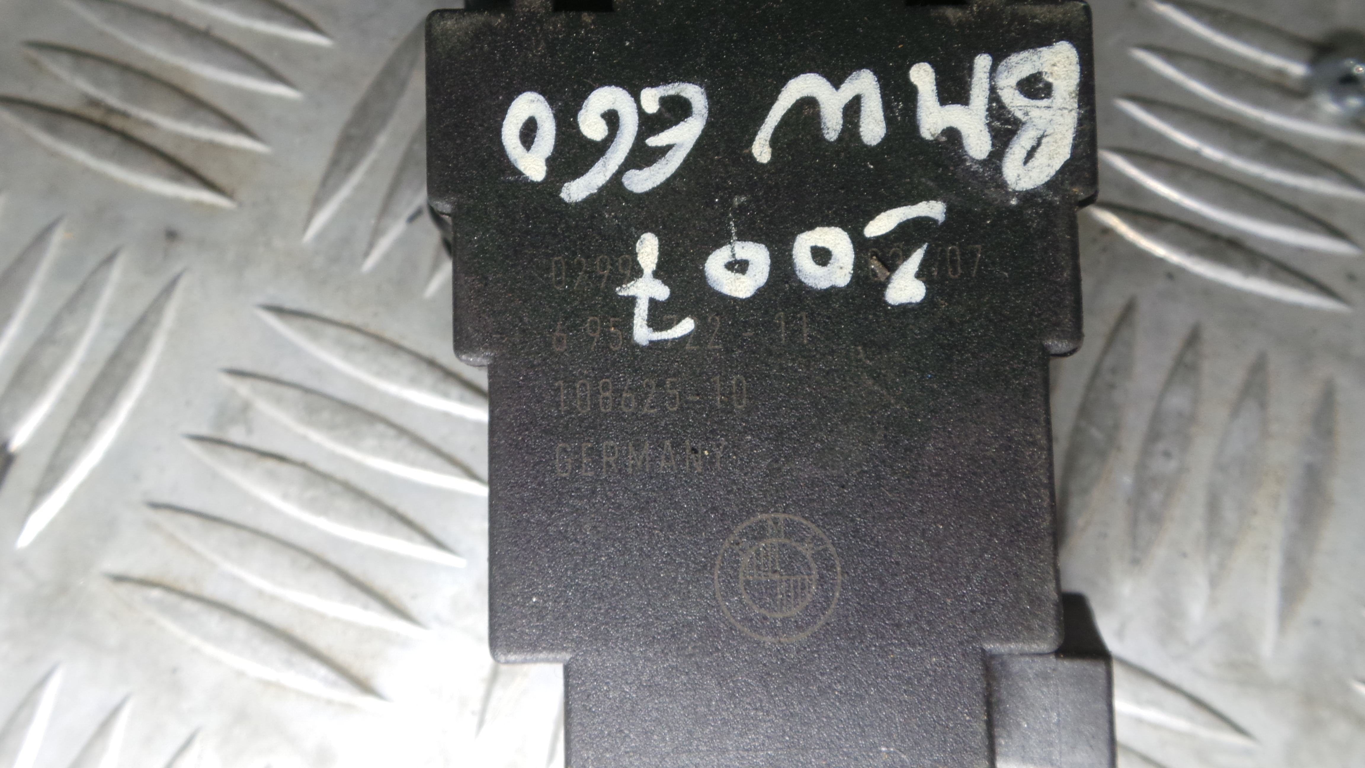 Canhão de ignição 6954722 - BMW 5 (E60)-33183694