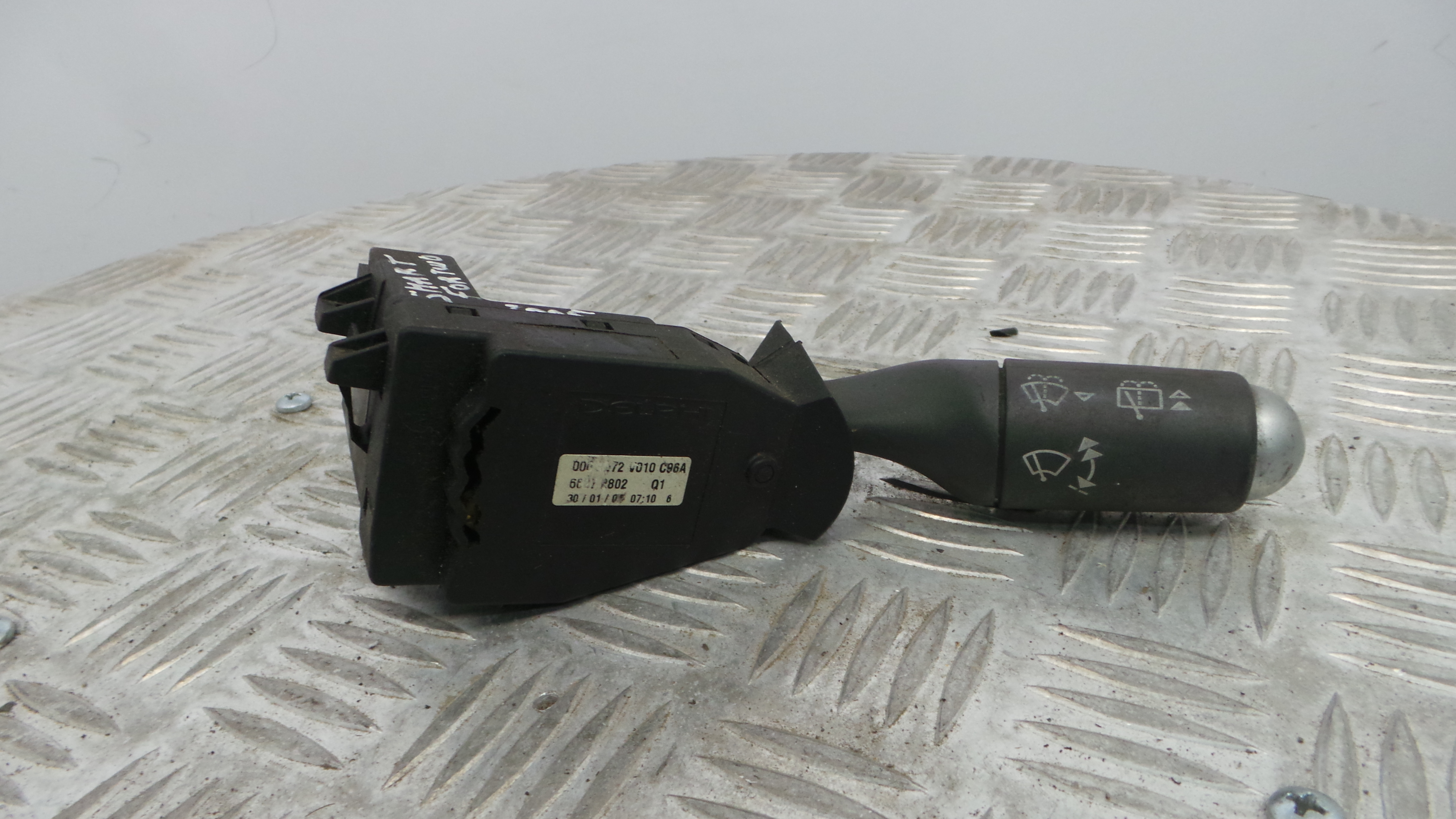 Comando de Limpa Para Brisas Q0001272V010C96A - SMART FORTWO Coupé (450)-33183837