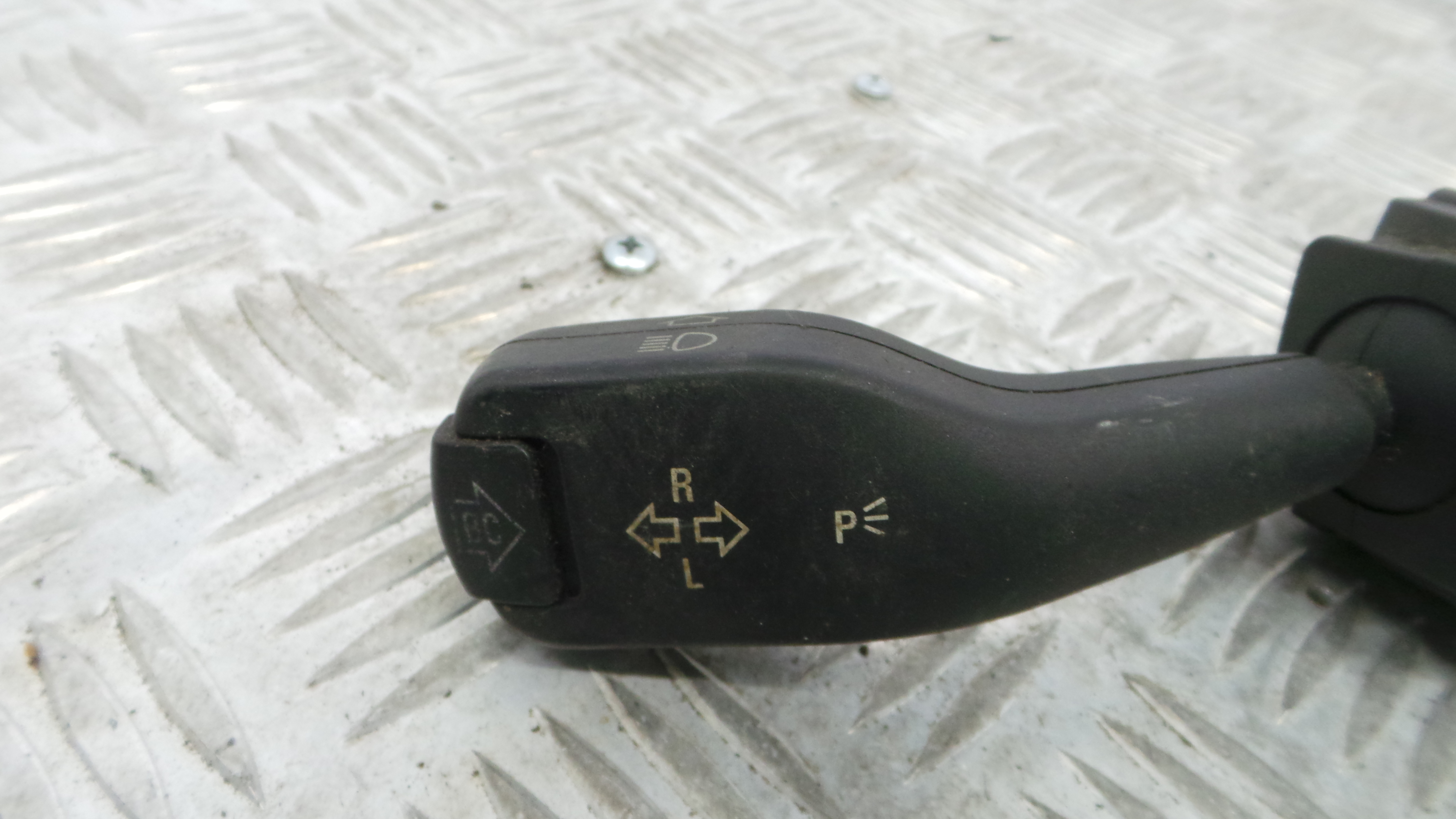 Manete / Comando dos Piscas 8363668m - BMW 3 (E46)-33183913