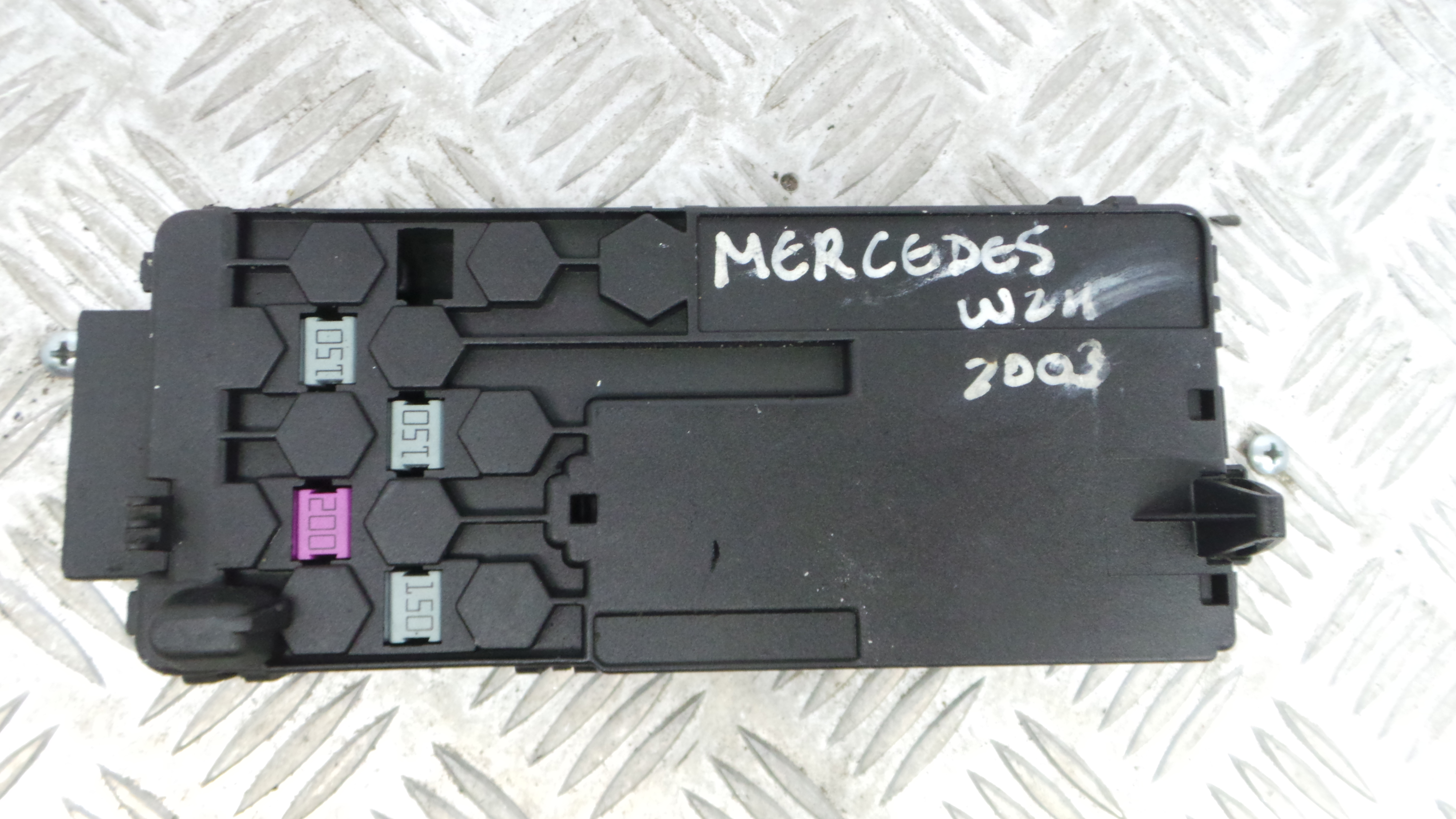 Caixa dos Fusíveis / BSI / UCH / SAM 2115452301 - MERCEDES-BENZ E-CLASS (W211)-33183933