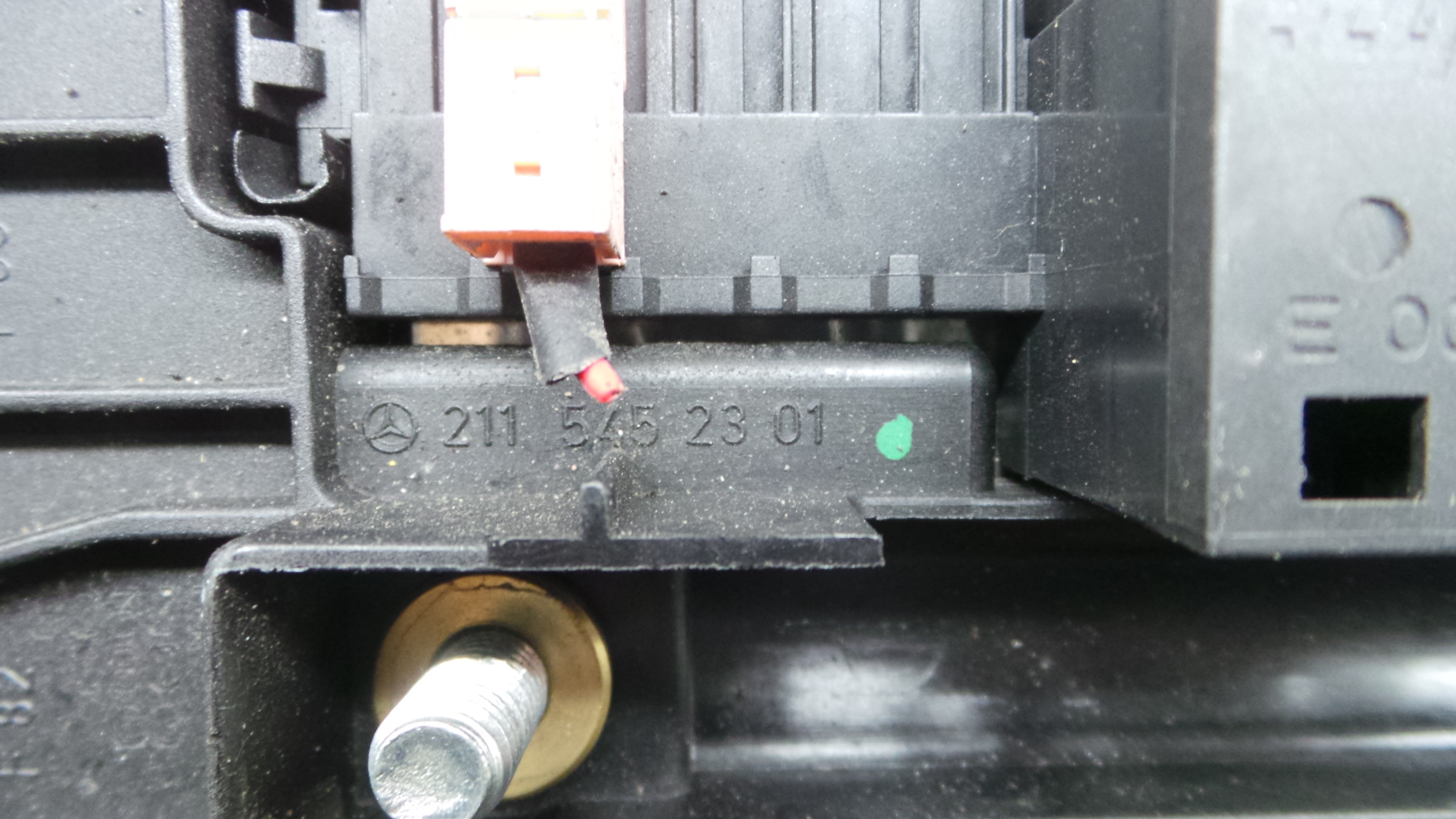 Caixa dos Fusíveis / BSI / UCH / SAM 2115452301 - MERCEDES-BENZ E-CLASS (W211)-33183933