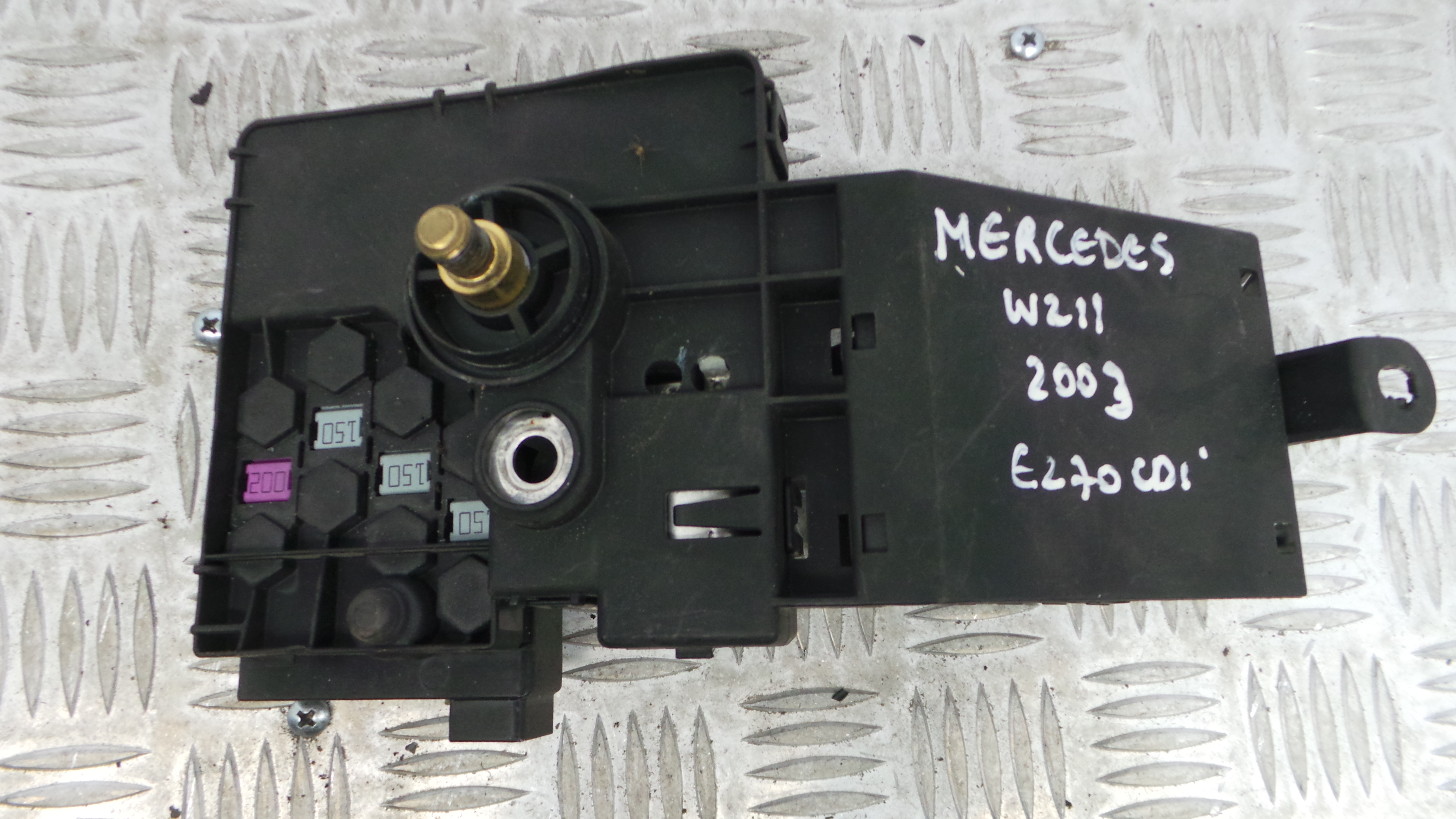 Caixa dos Fusíveis / BSI / UCH / SAM A2115460641 - MERCEDES-BENZ E-CLASS (W211)-33183947