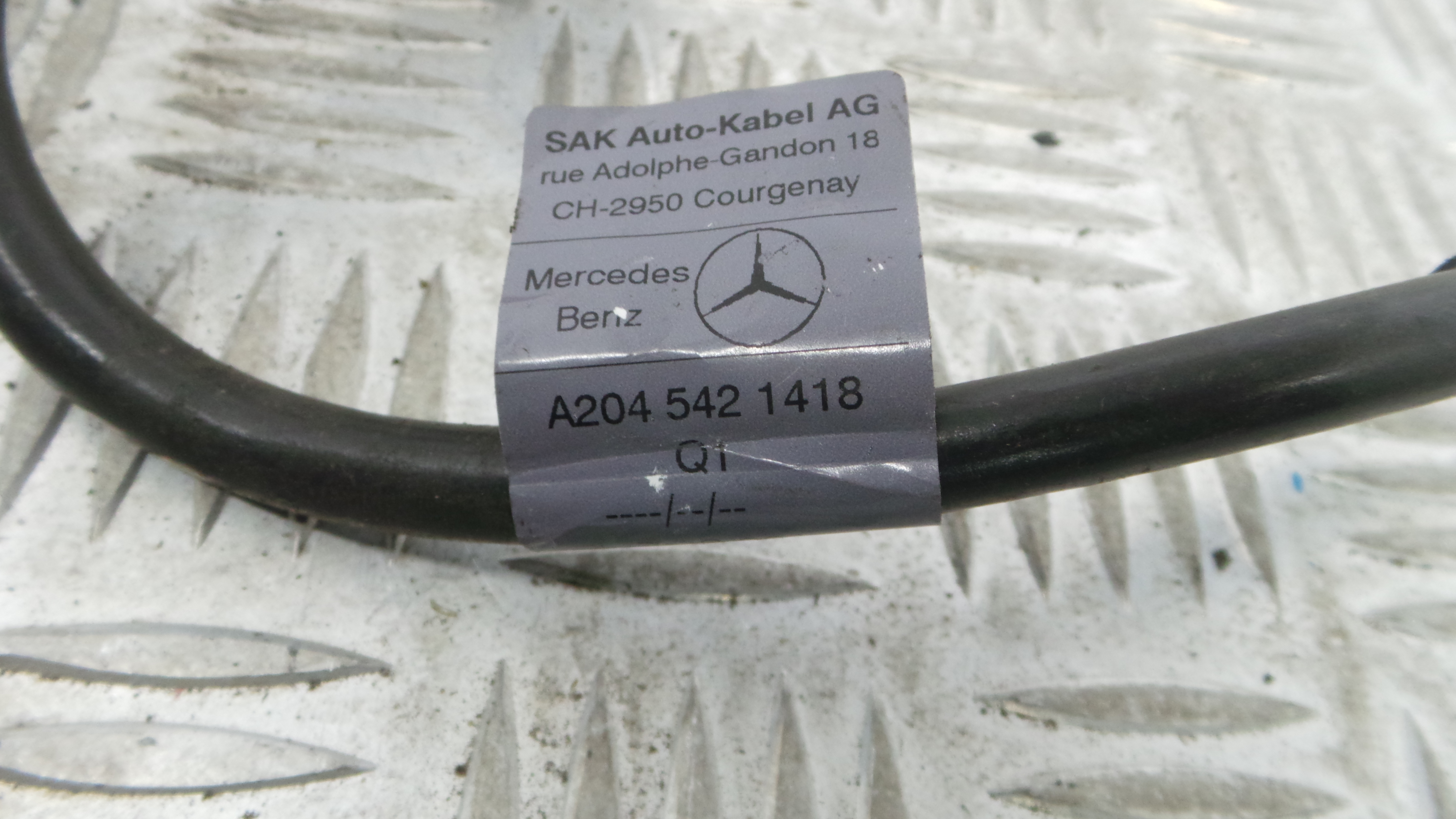 Borne A2045421418 - MERCEDES-BENZ C-CLASS (W204)-33183969