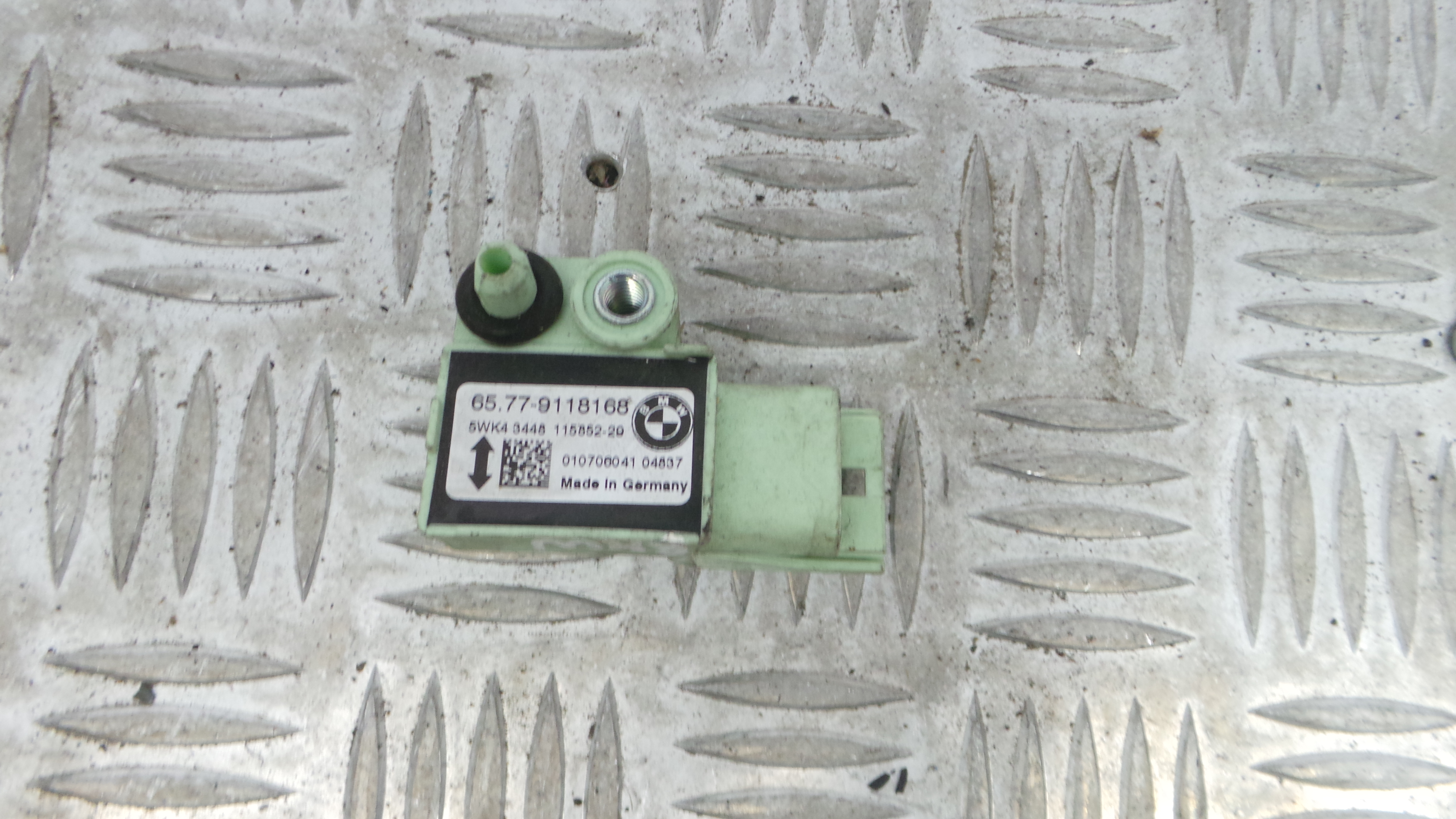 Sensor de Airbag 65.77-9118168 - BMW 5 (E60)-33184321