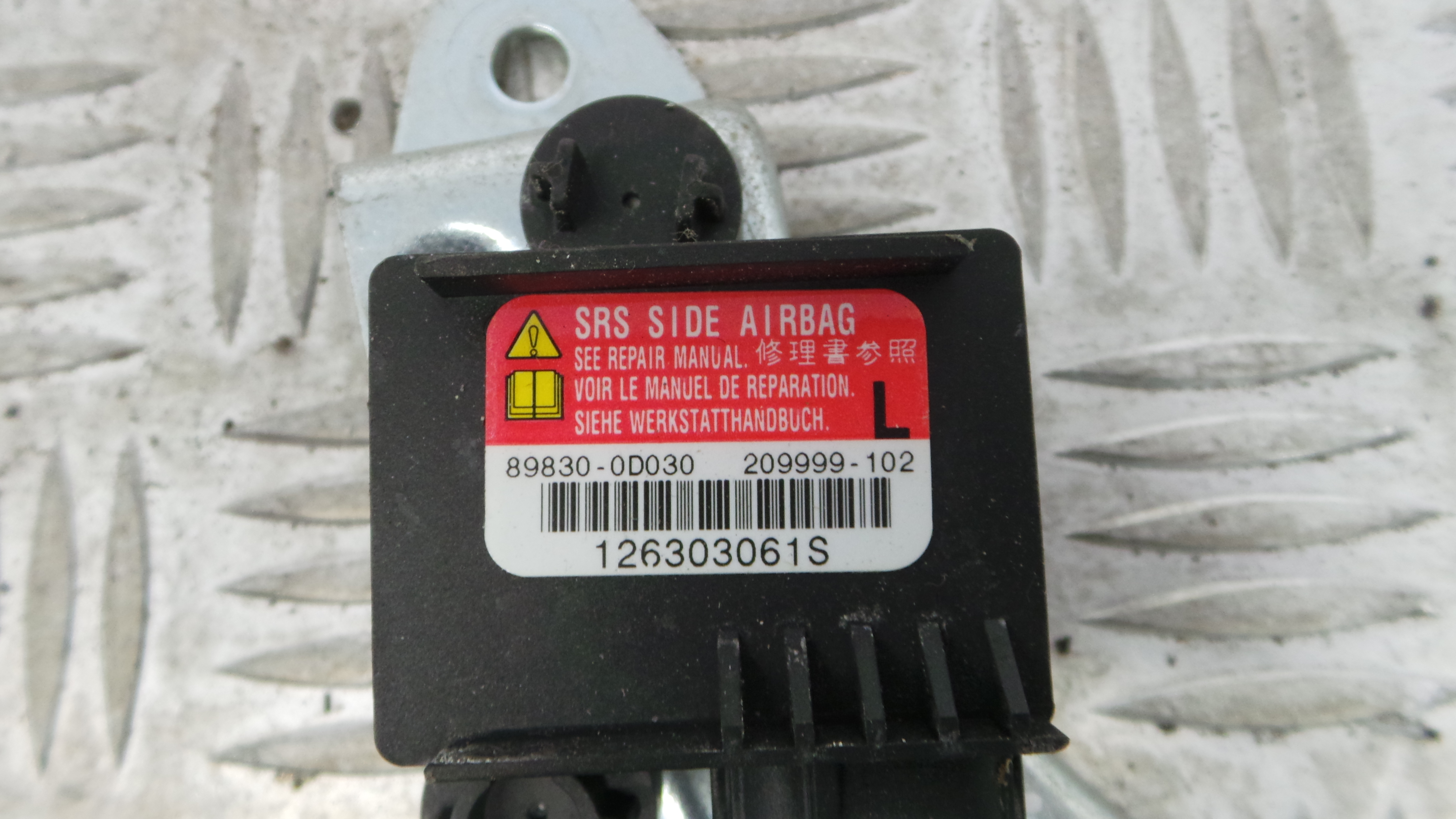 Sensor de Airbag 89830-0D030 - TOYOTA YARIS (_P9_), YARIS/VITZ (_P9_)-33184362