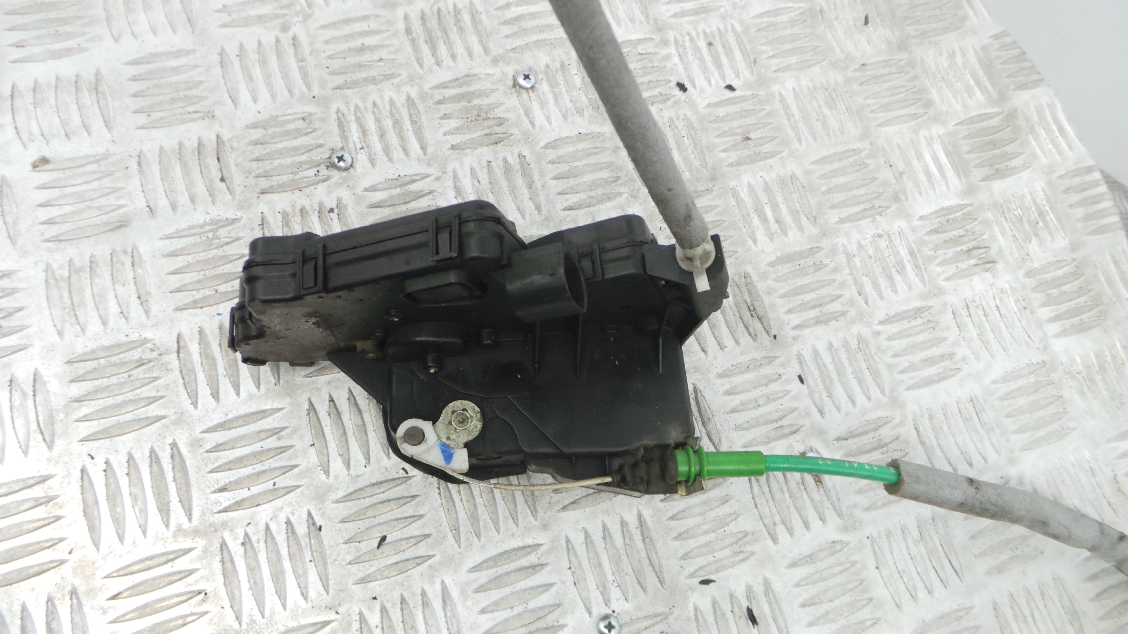 Fecho da Porta Trás Dto 51.22-7011246 - BMW 3 (E46)-33184387