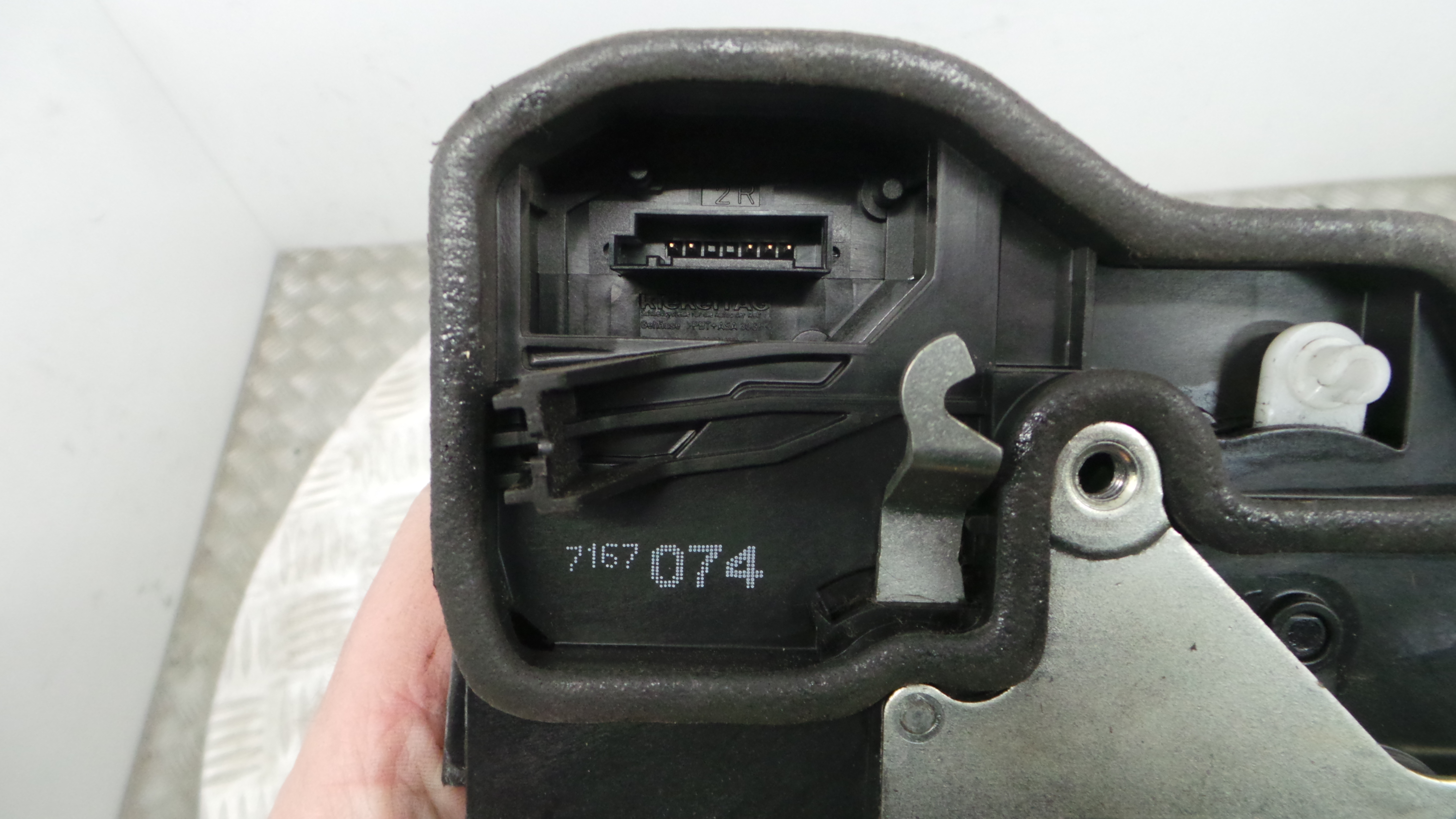 Fecho da Porta Frente Dto 51.21-7229458 - BMW 1 (E87)-33184590