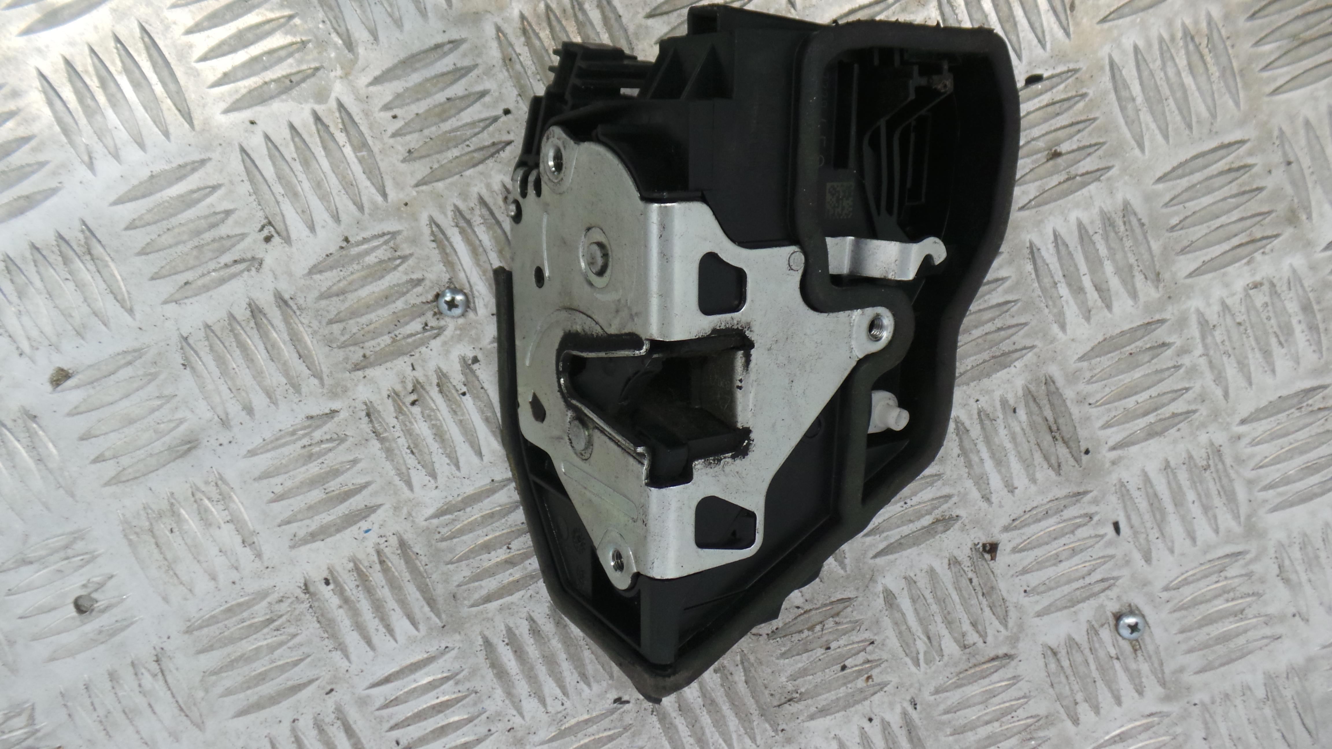 Fecho da Porta Frente Dto 51.21-7229458 - BMW 1 (E87)-33184595