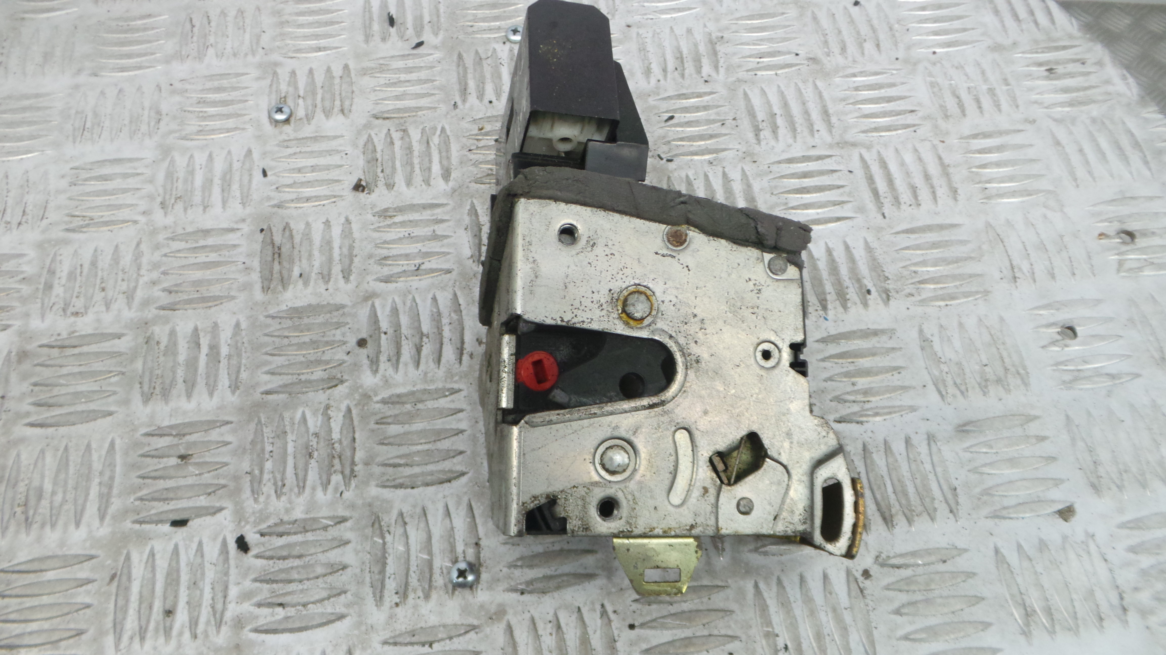 Fecho da Porta Trás Dto 51.22-8125672 - BMW 5 (E39)-33184720