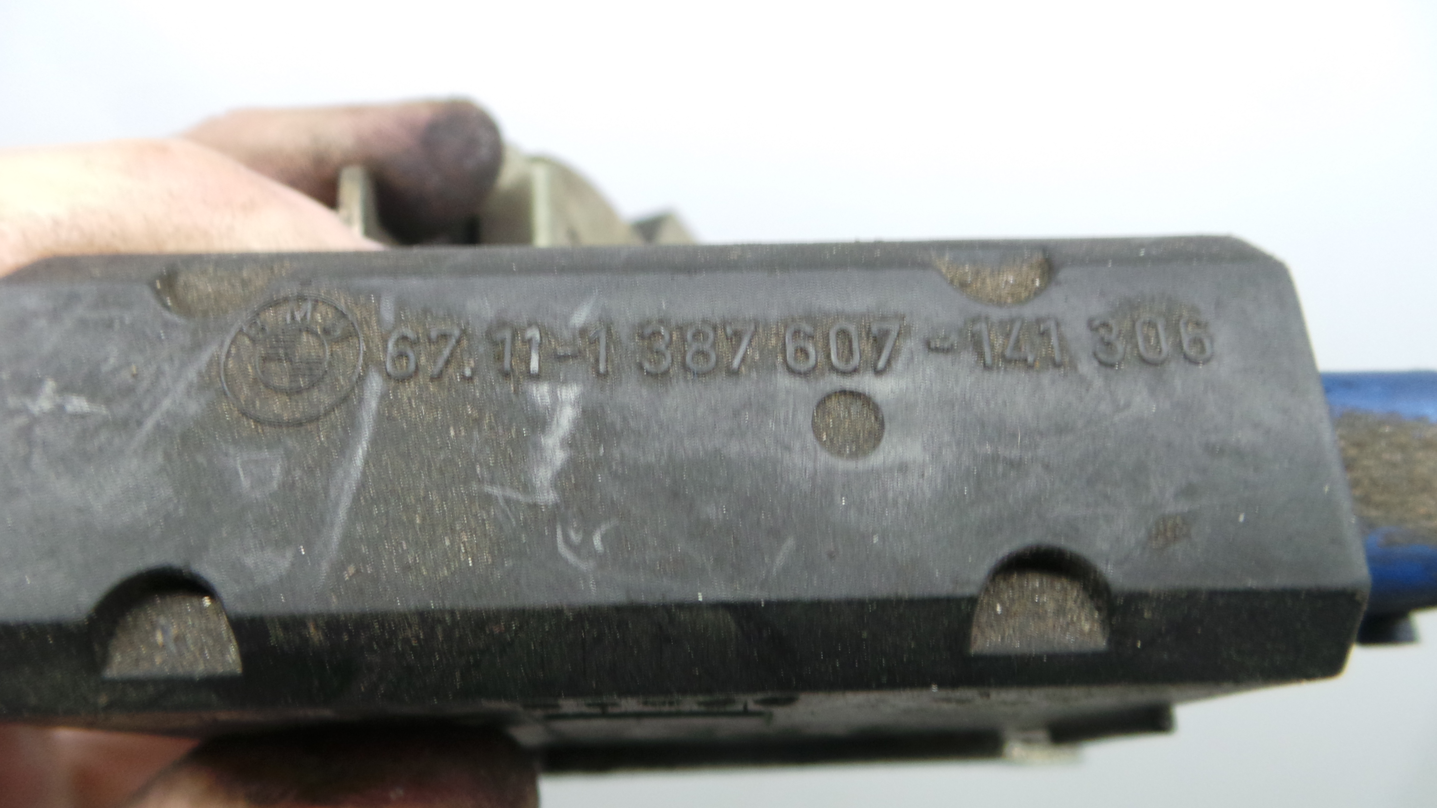 Fecho da Porta Trás Esq 67.11-1387607 - BMW 3 (E36)-33184735