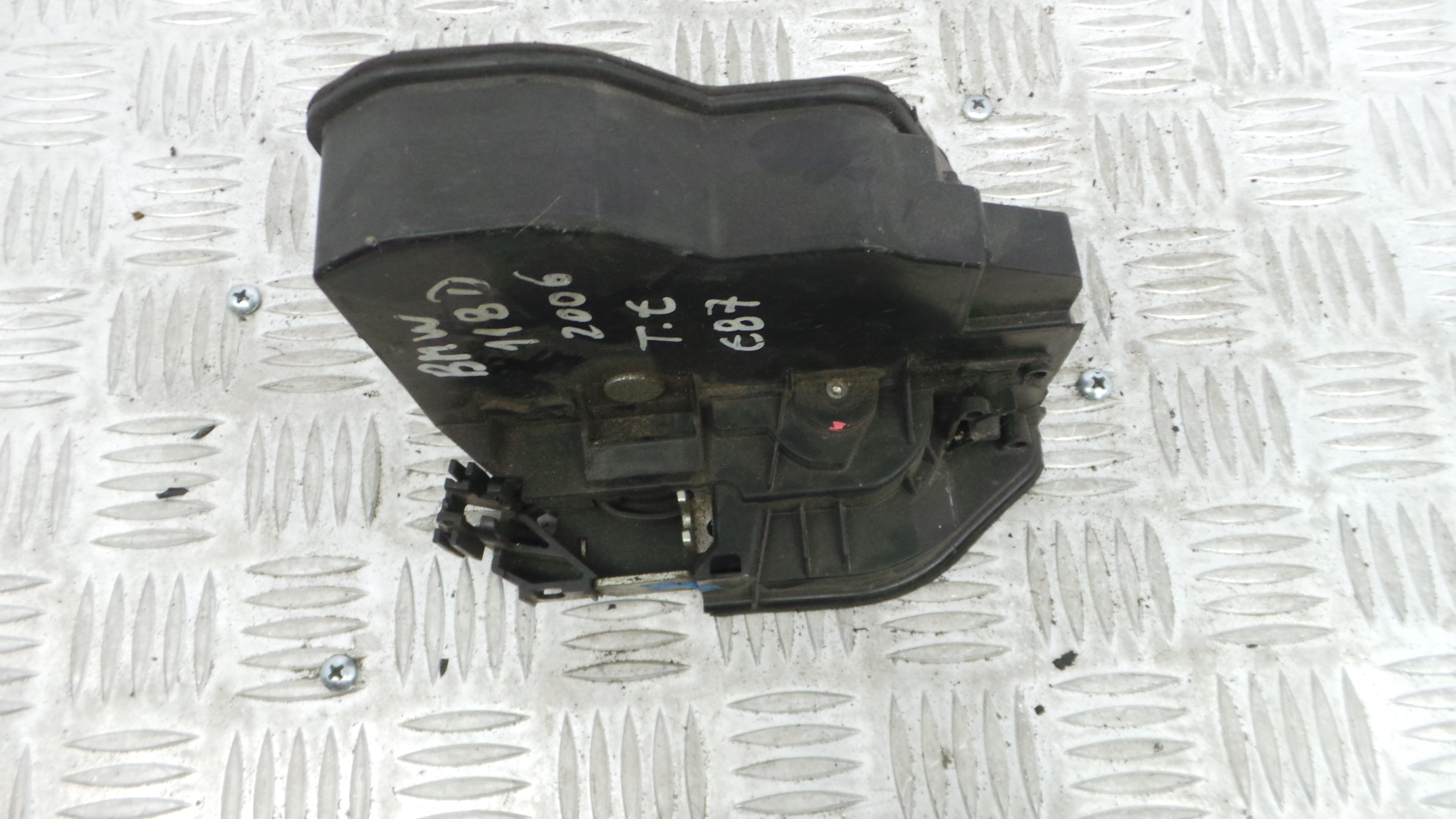 Fecho da Porta Trás Esq 51.22-7229459 - BMW 1 (E87)-33184759