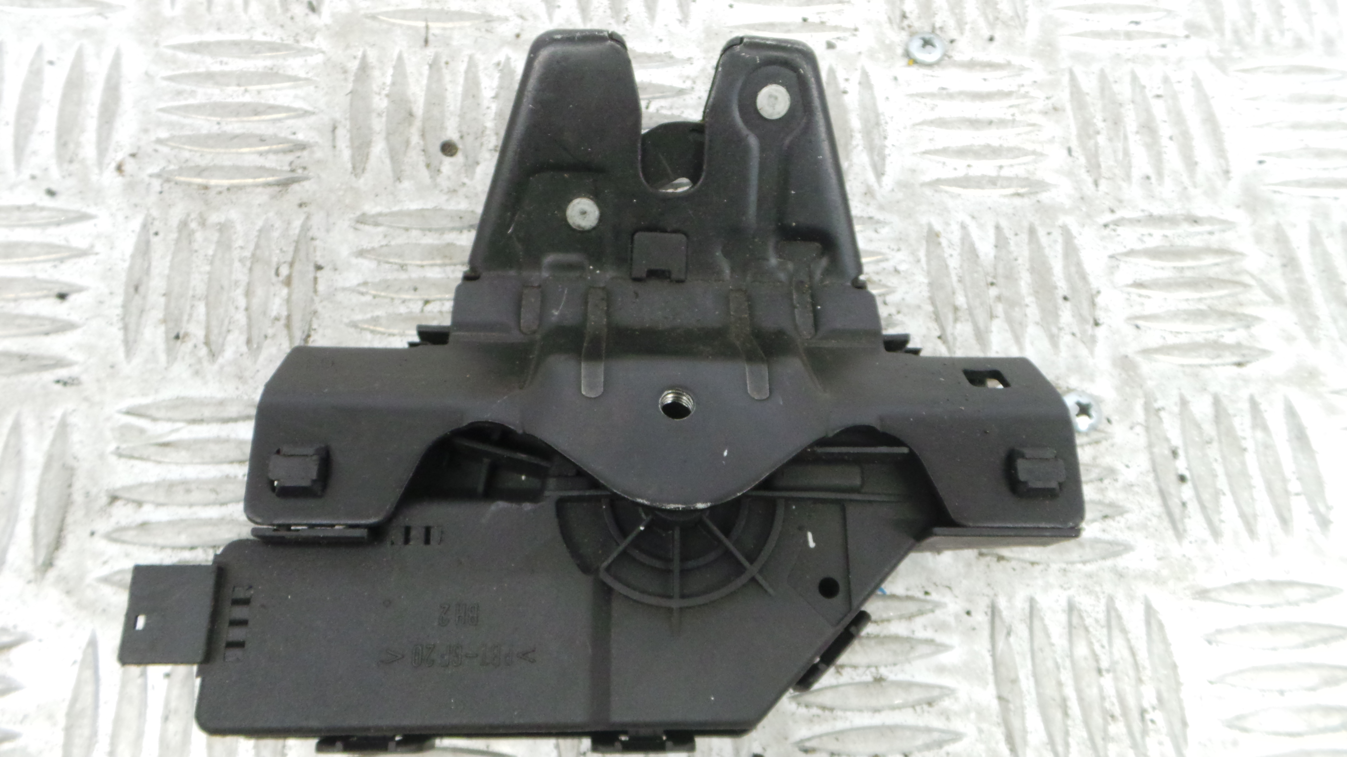 Fecho Mala  51.24-7840617 - BMW 3 (E46)-33184782 Fecho Mala  51.24-7840617 - BMW 3 (E46)-33184782