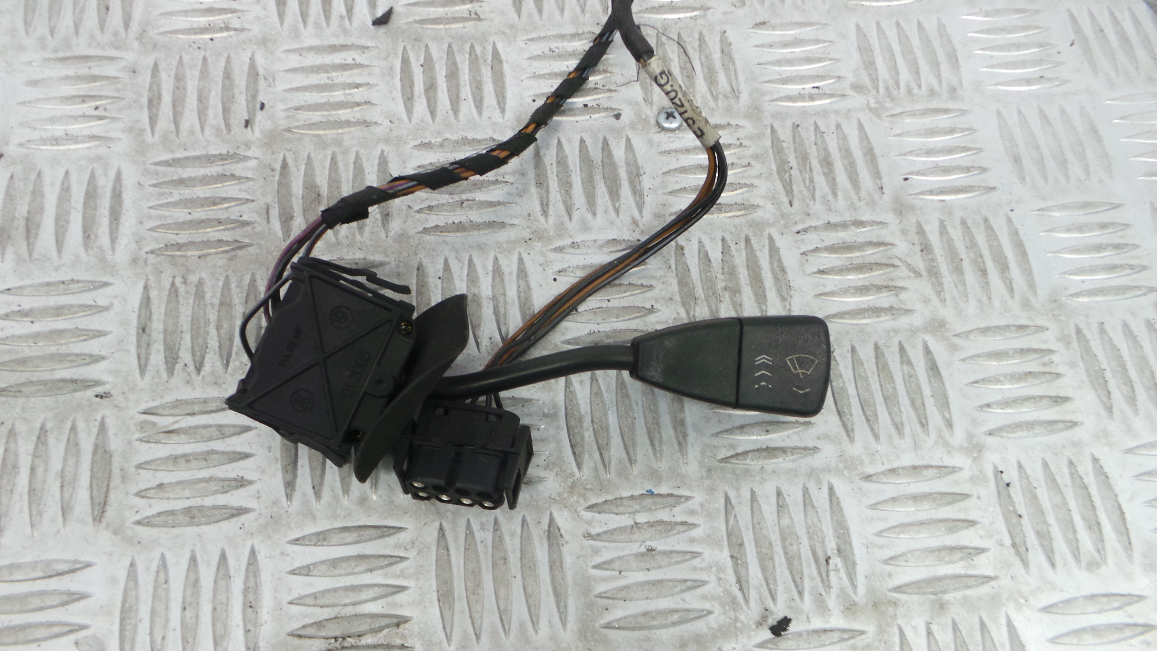 Comando de Limpa Para Brisas 61.31-8363628 - BMW 3 Compact (E36)-33184799