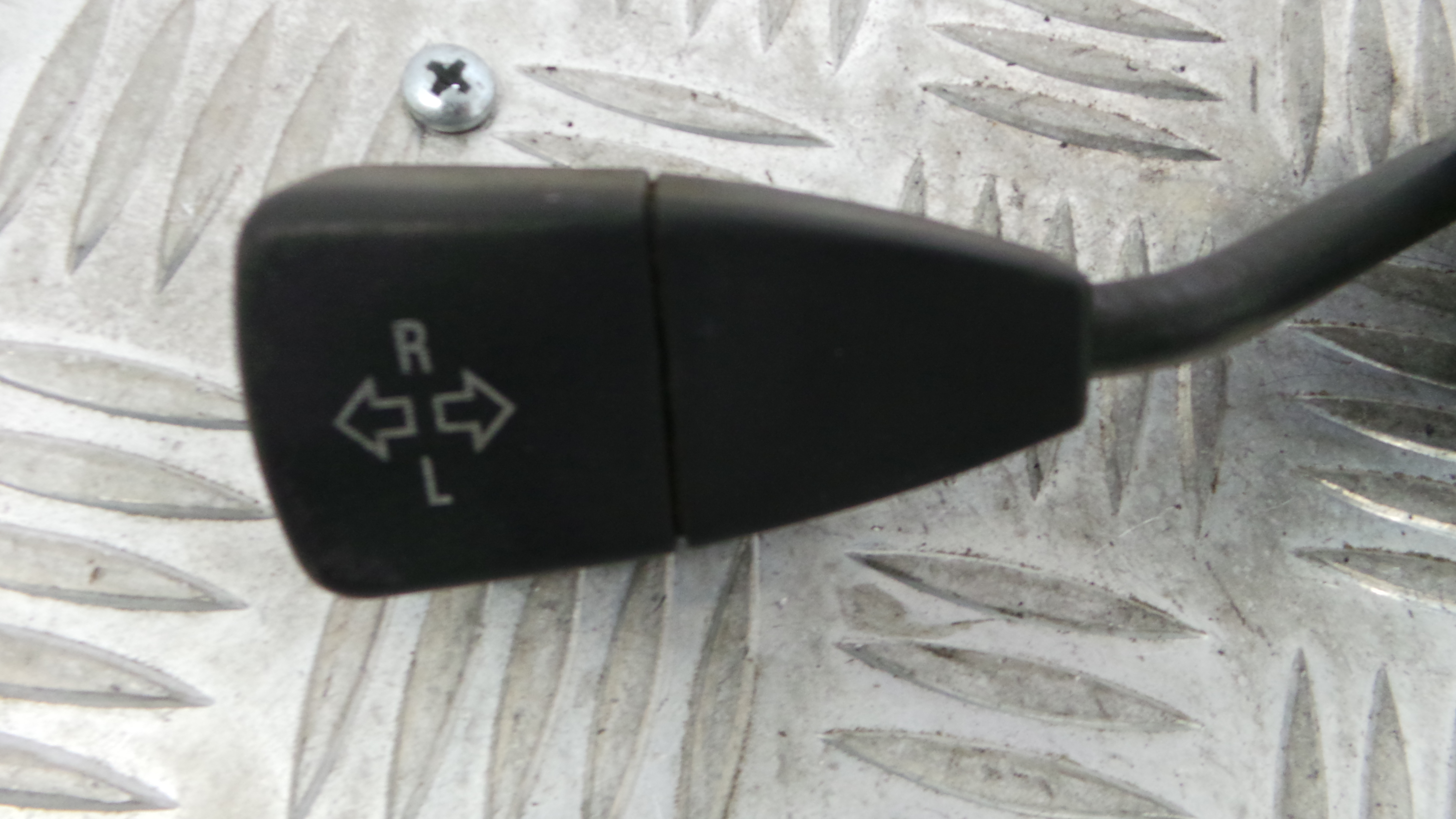 Manete / Comando dos Piscas 61.31-8360907 - BMW 3 Compact (E36)-33184801