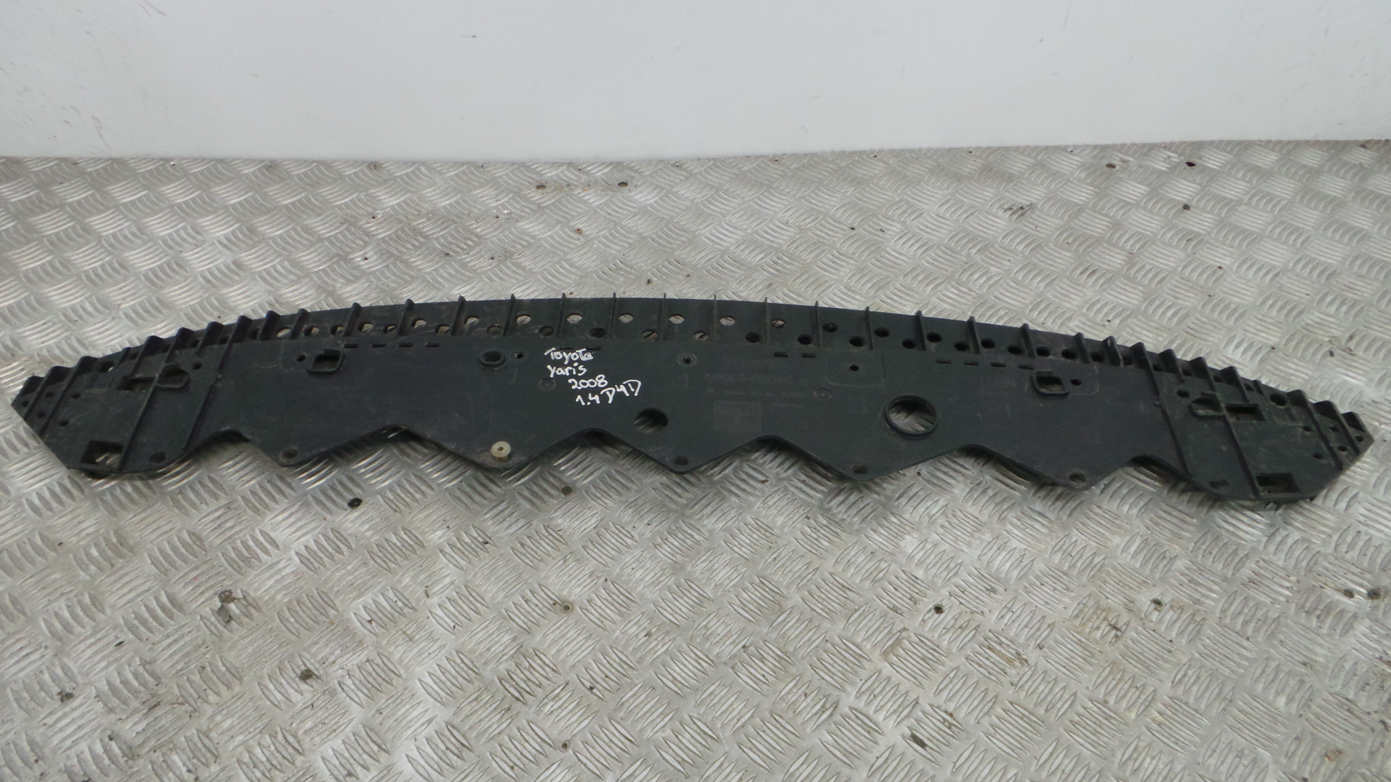 Suporte do Para Choques 52618-0D010 - TOYOTA YARIS (_P9_), YARIS/VITZ (_P9_)-33185040