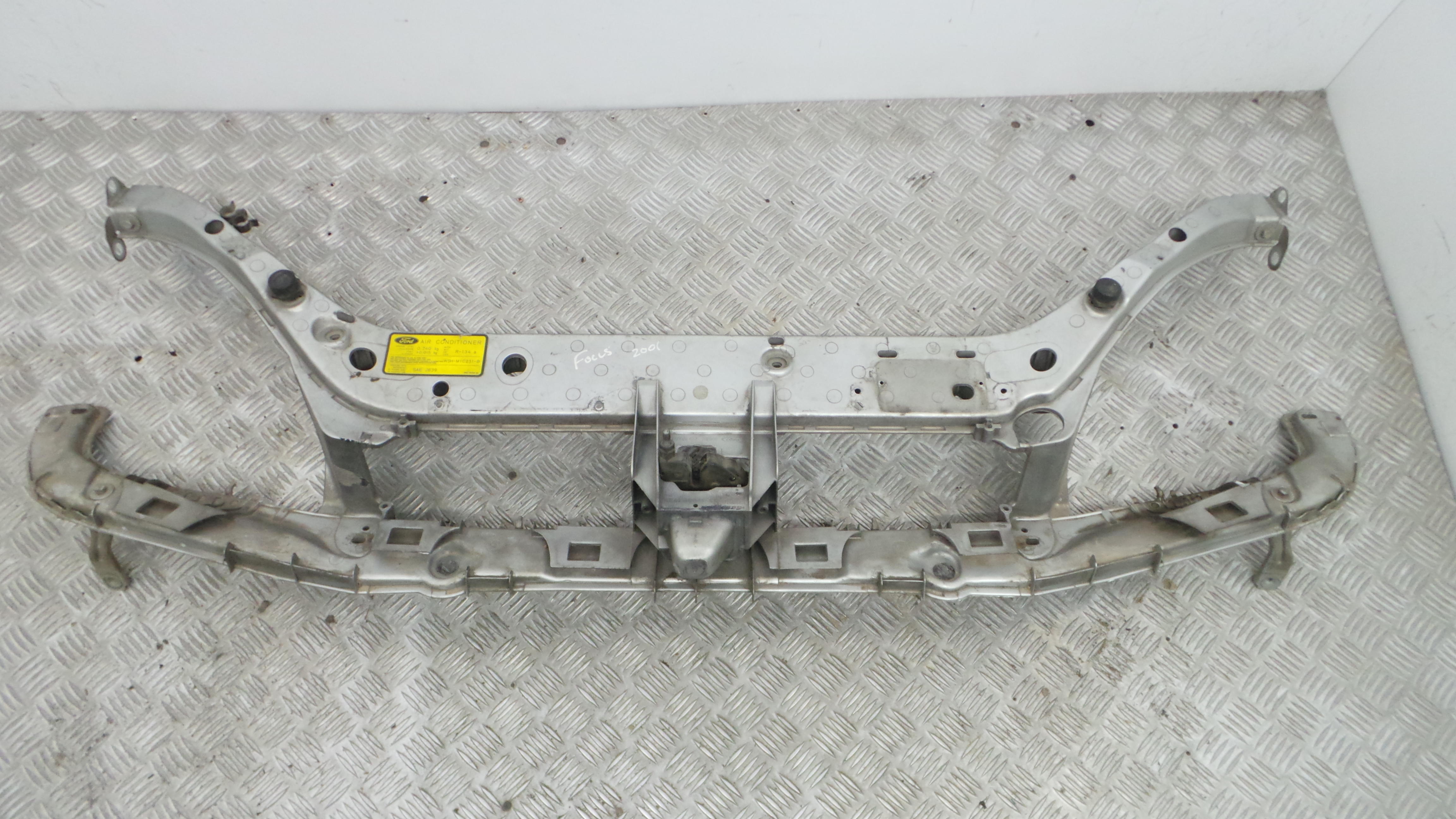Frente em Fibra ou Chapa 1126922 - FORD FOCUS I (DAW, DBW)-33185138