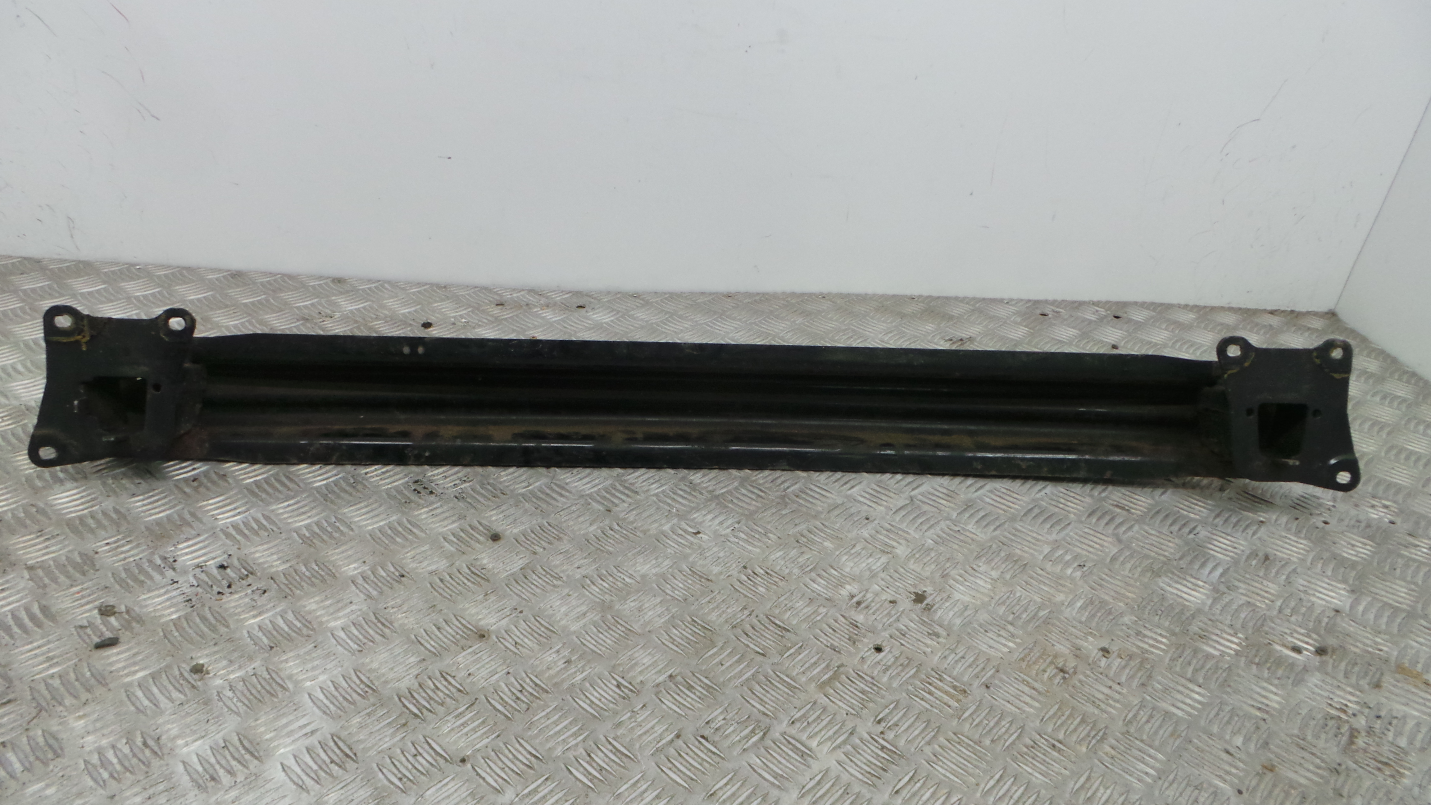 Reforco do Para Choques Traseiro 1K0807630 - VW GOLF V (1K1)-33185169