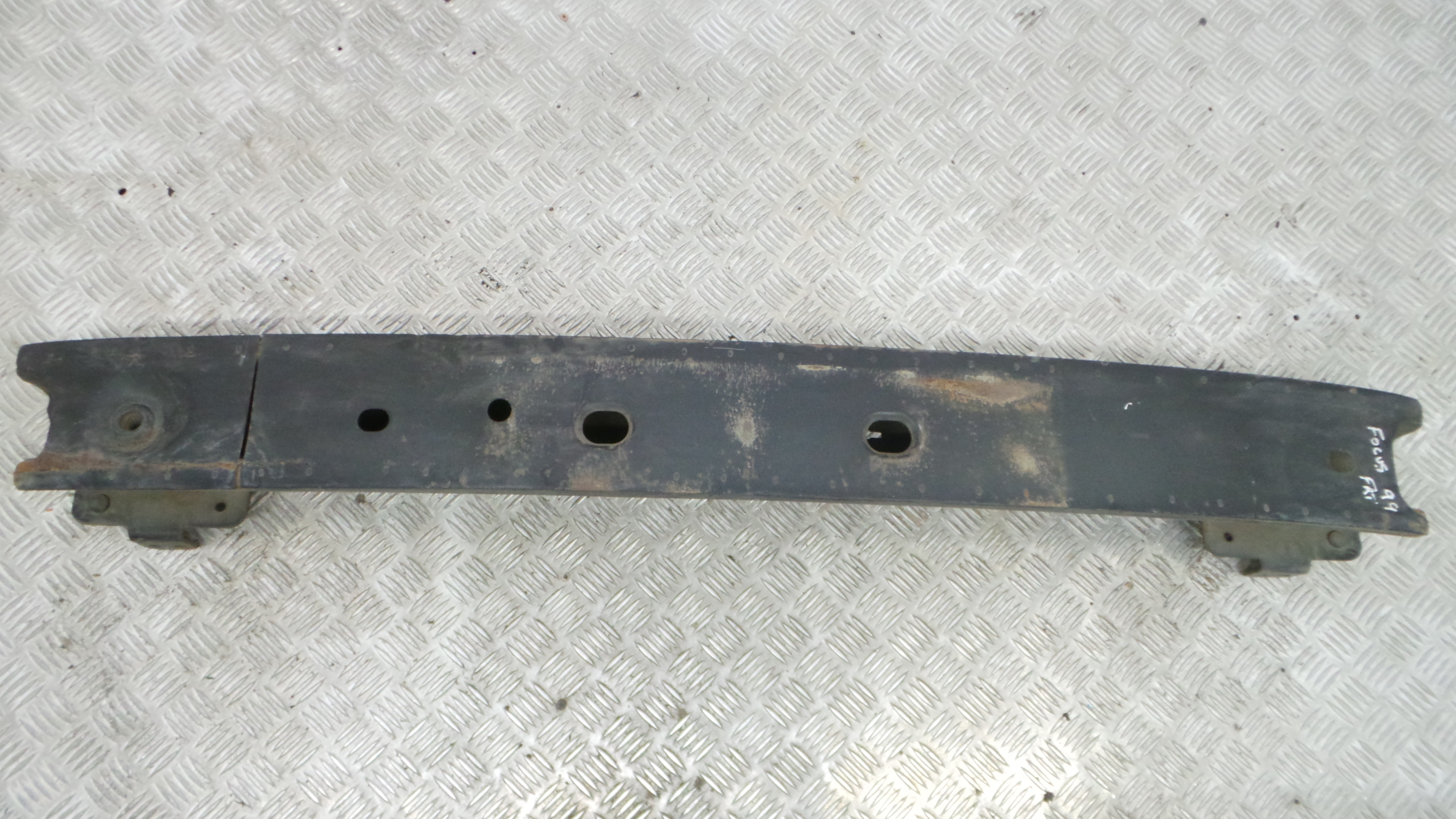 Reforço do Para Choques Frente   - FORD FOCUS I (DAW, DBW)-33185324