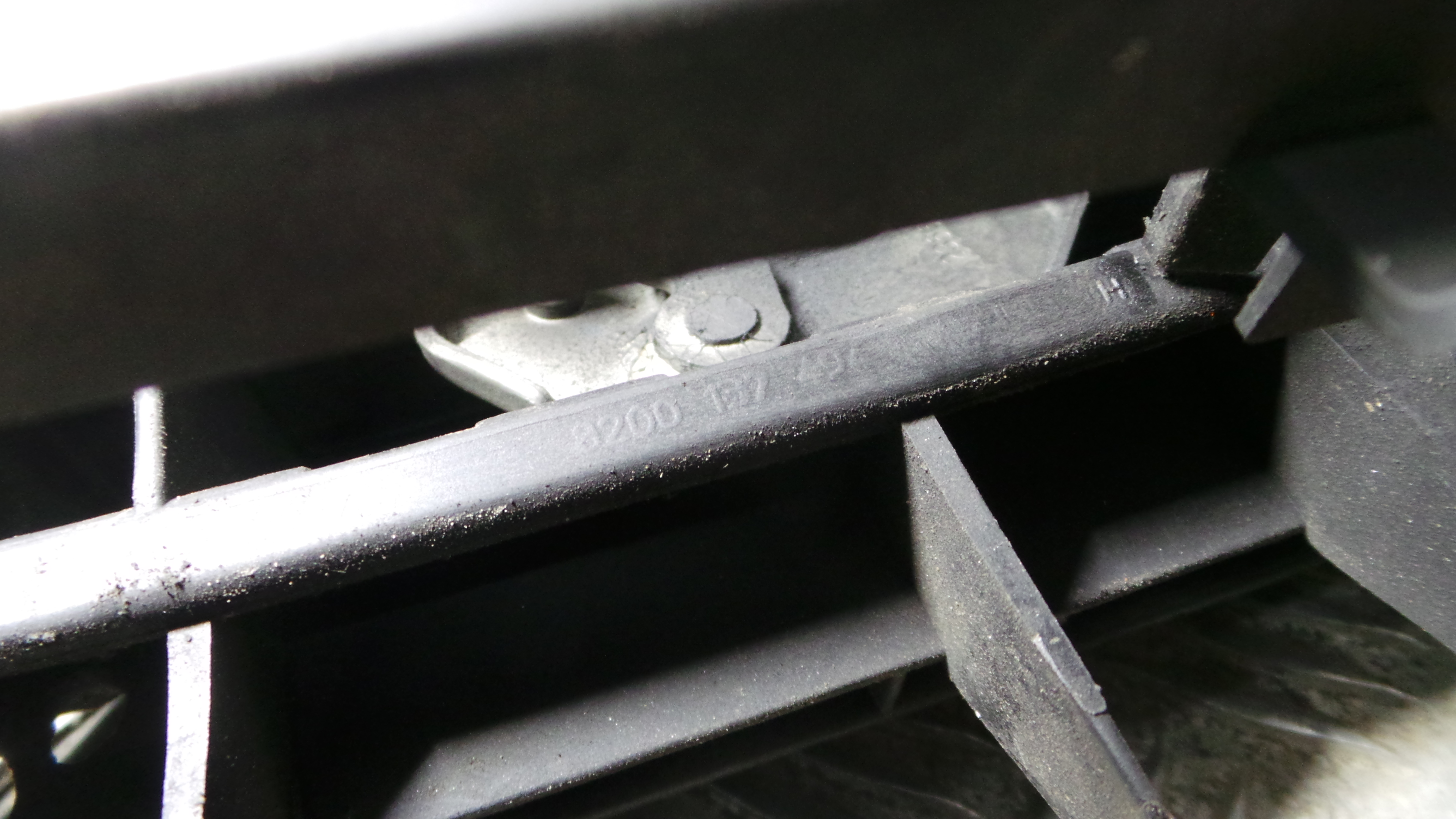 Frente em Fibra ou Chapa 8200137494 - RENAULT MEGANE II (BM0/1_, CM0/1_)-33185343