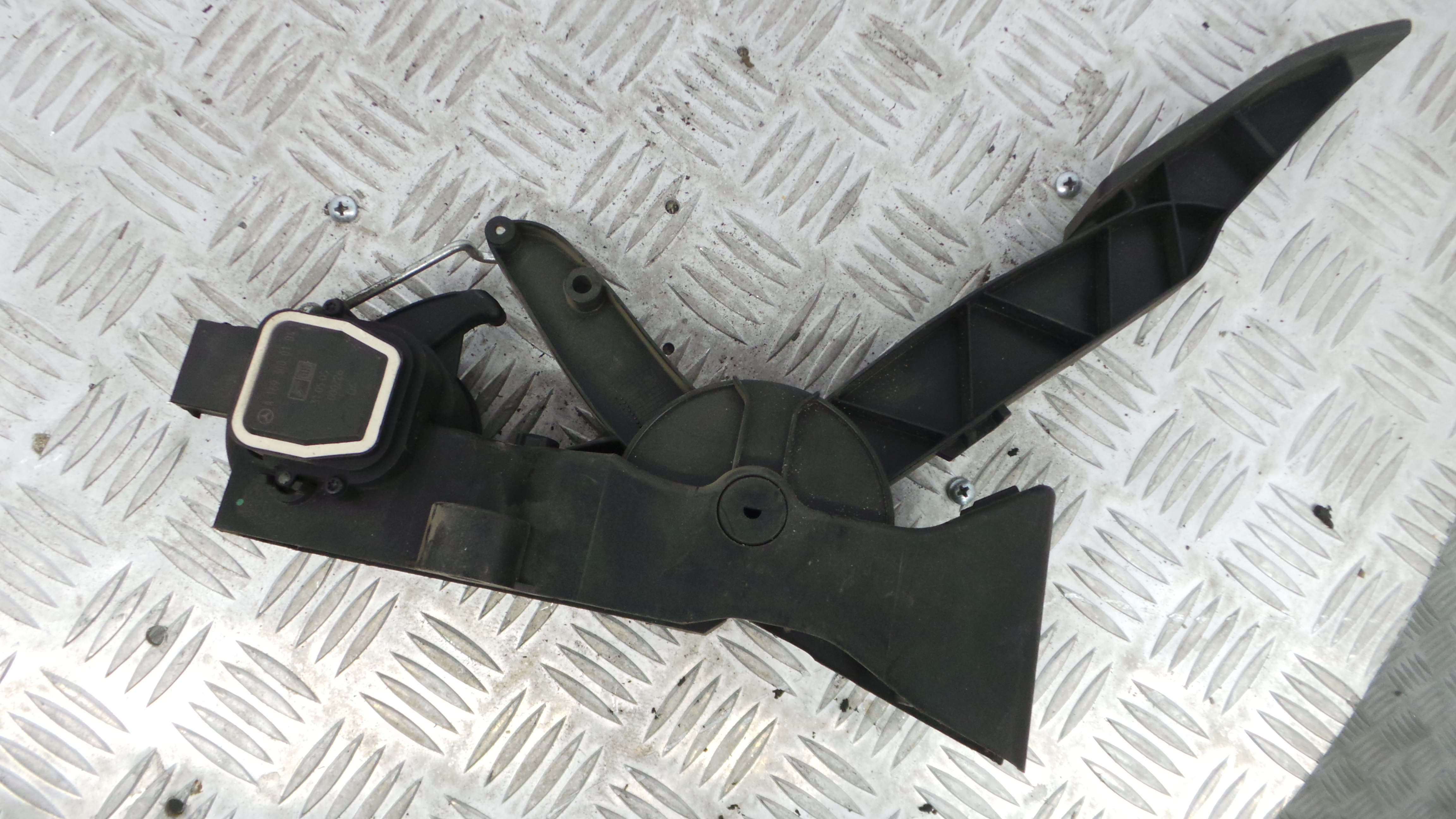 Pedal do Acelerador A1693000104 - MERCEDES-BENZ A-CLASS (W169)-33185659