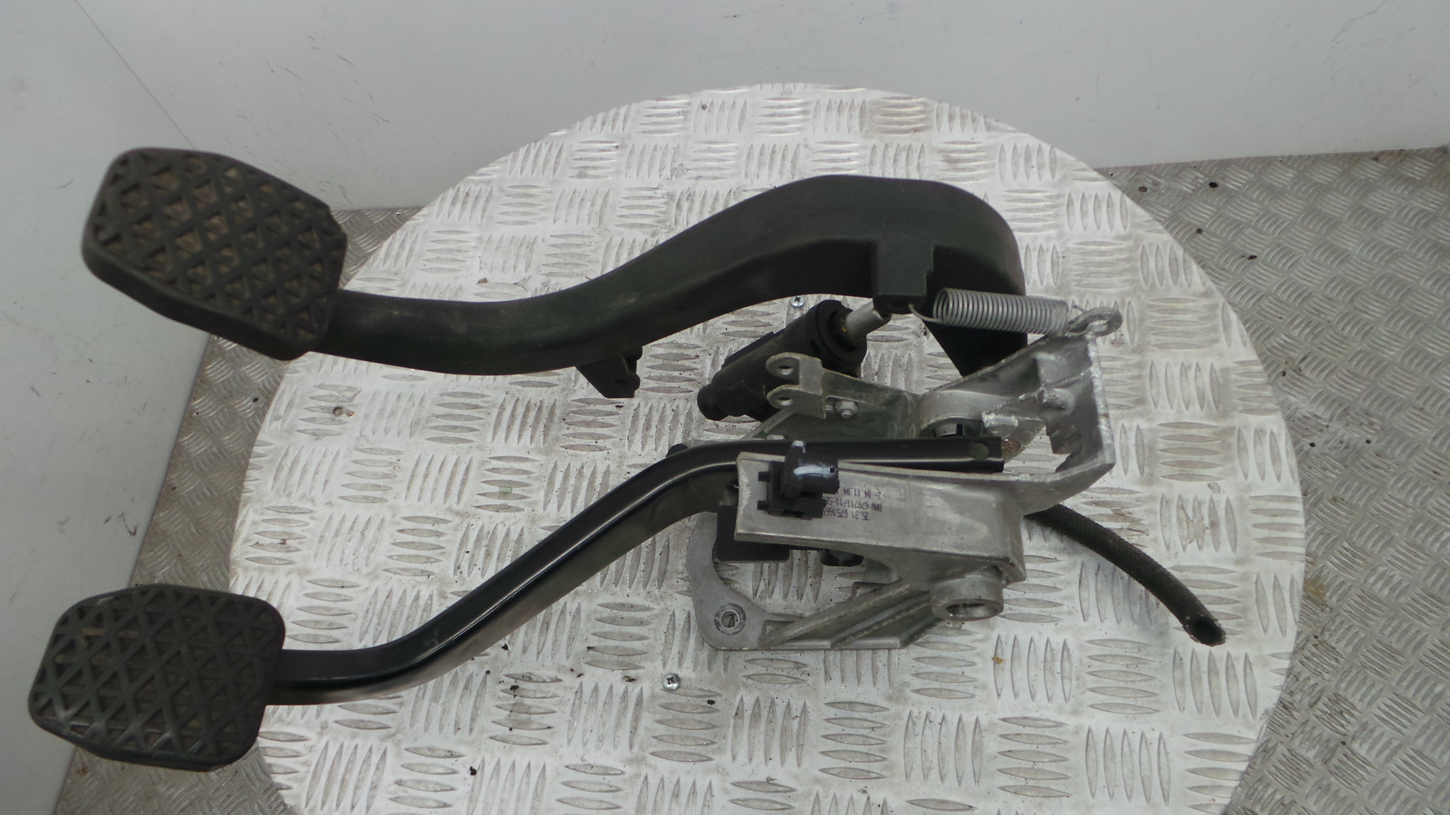 Pedal do Travão 35.31-6751665 - BMW 1 (E87)-33185769