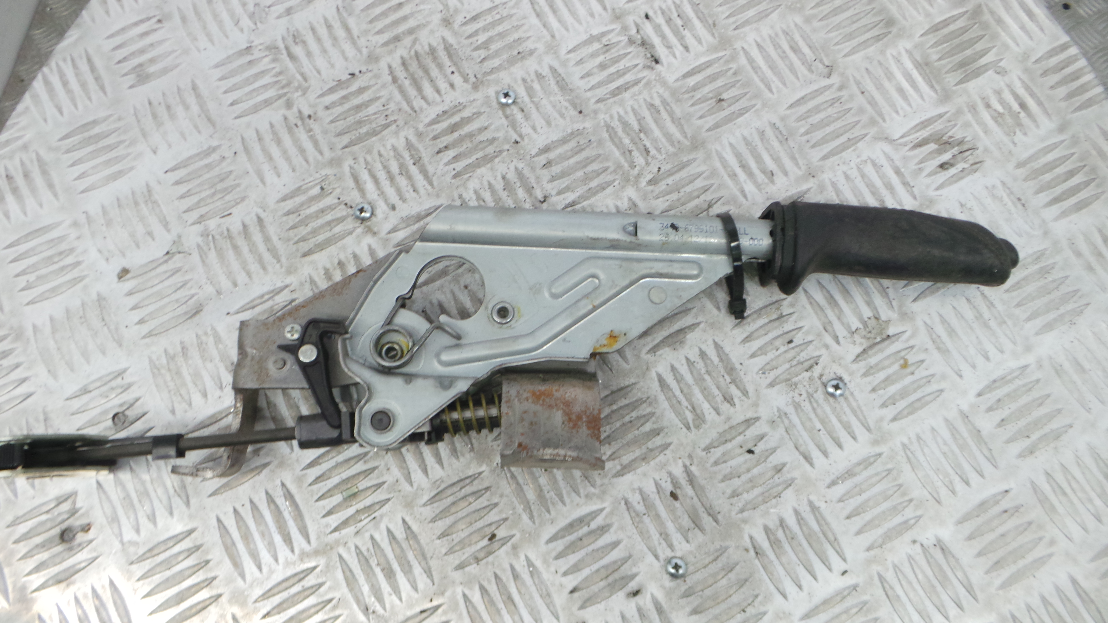 Travão de Mão  34.40-6799101 - BMW 1 (F20), 1 Sports Hatch (F20)-33185797