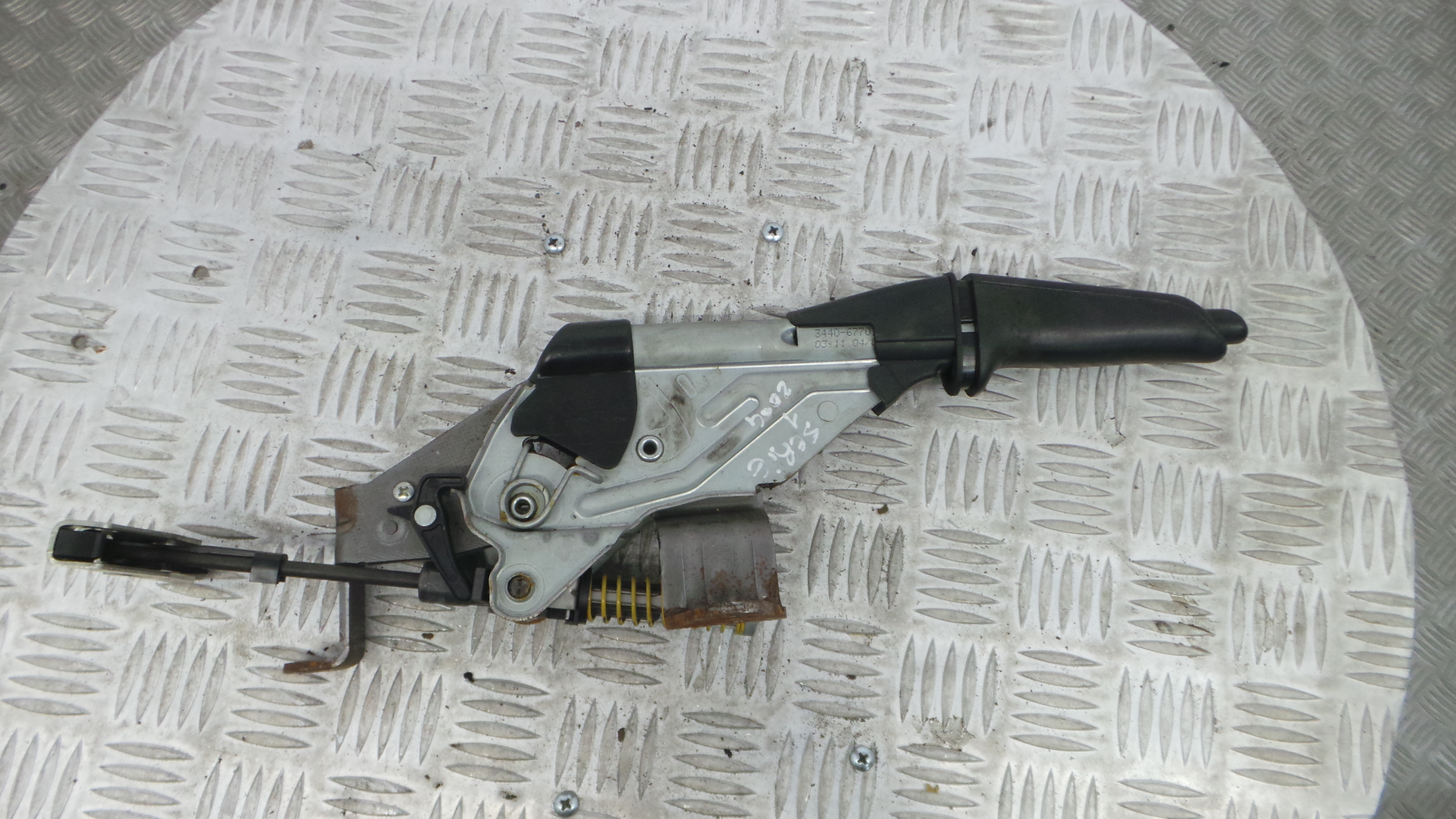 Travão de Mão  34.40-6770130 - BMW 1 (E87)-33185806