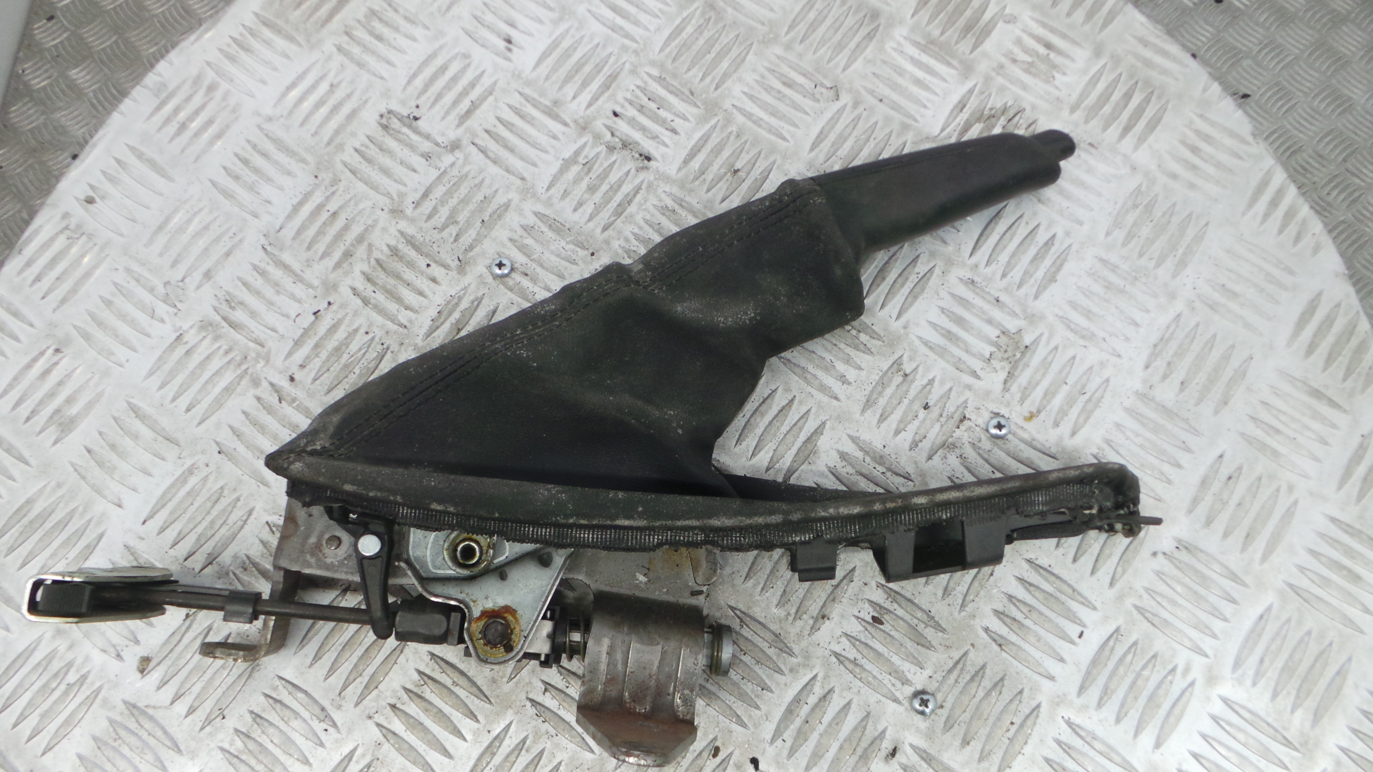 Travão de Mão  34.40-6770130 - BMW 1 (E87)-33185916