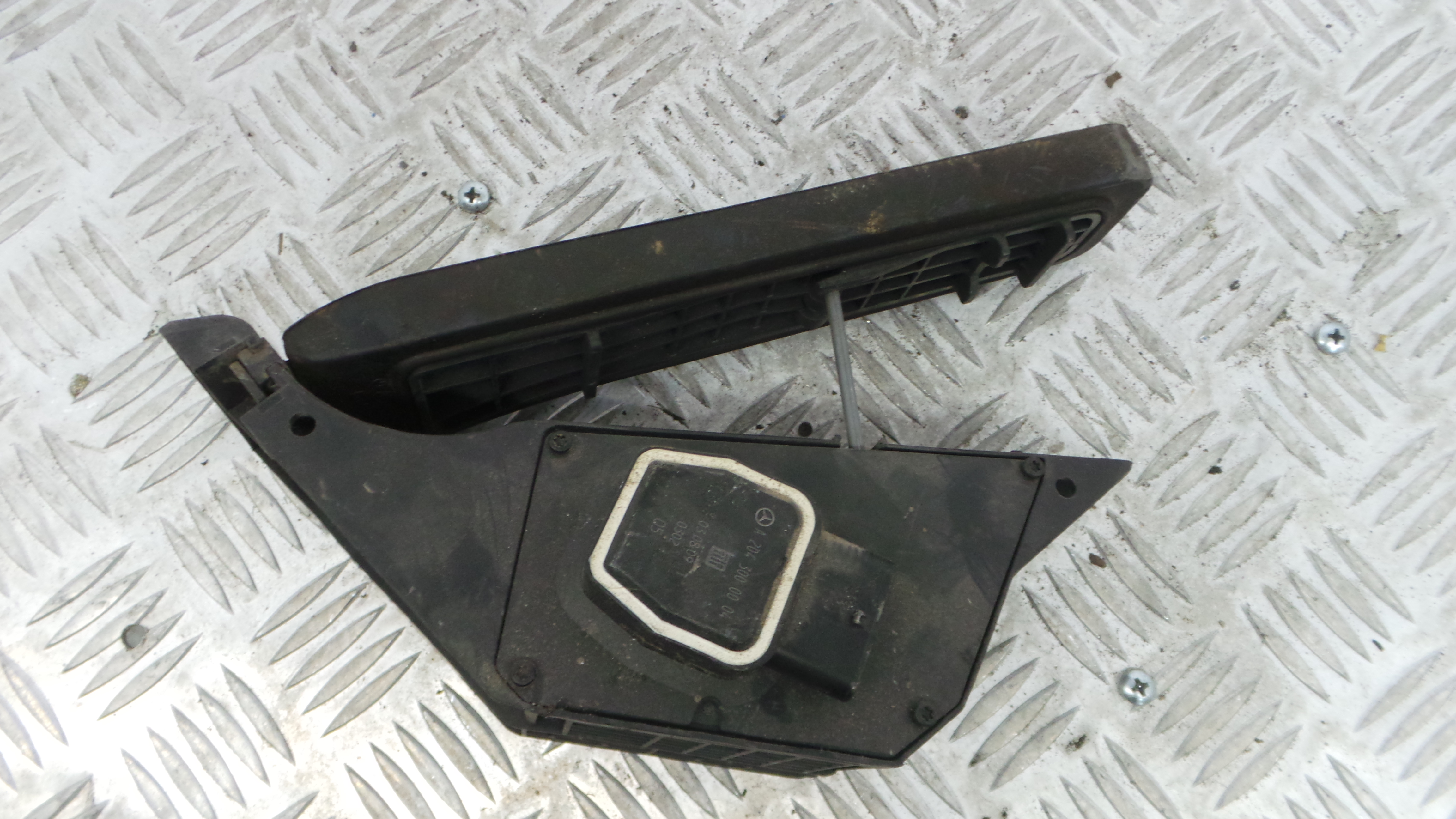 Pedal do Acelerador A2043000004 - MERCEDES-BENZ C-CLASS (W204)-33186288