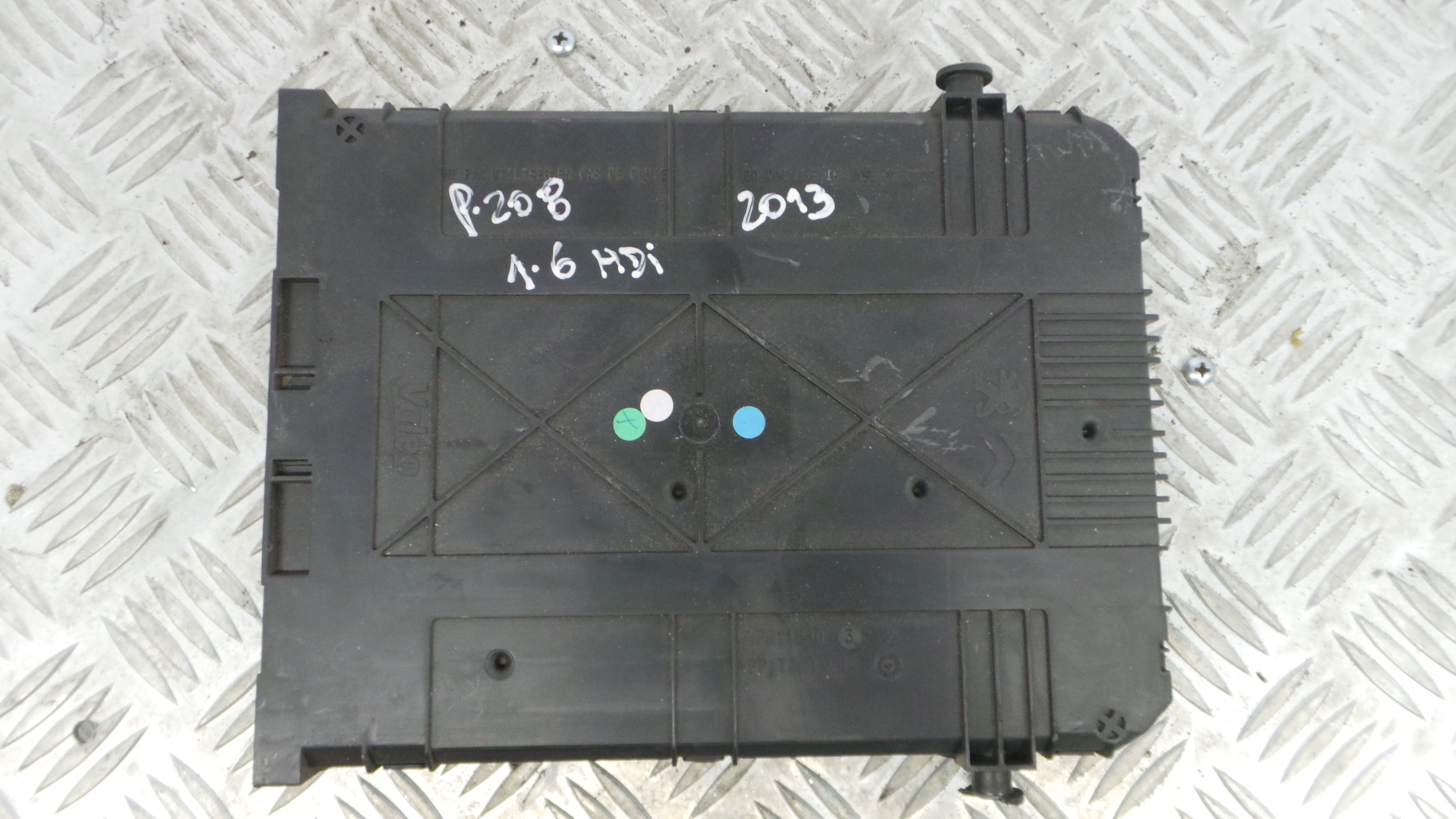 Caixa dos Fusíveis / BSI / UCH / SAM 9678355980 - PEUGEOT 208 I (CA_, CC_)-33186351 Caixa dos Fusíveis / BSI / UCH / SAM 9678355980 - PEUGEOT 208 I (CA_, CC_)-33186351