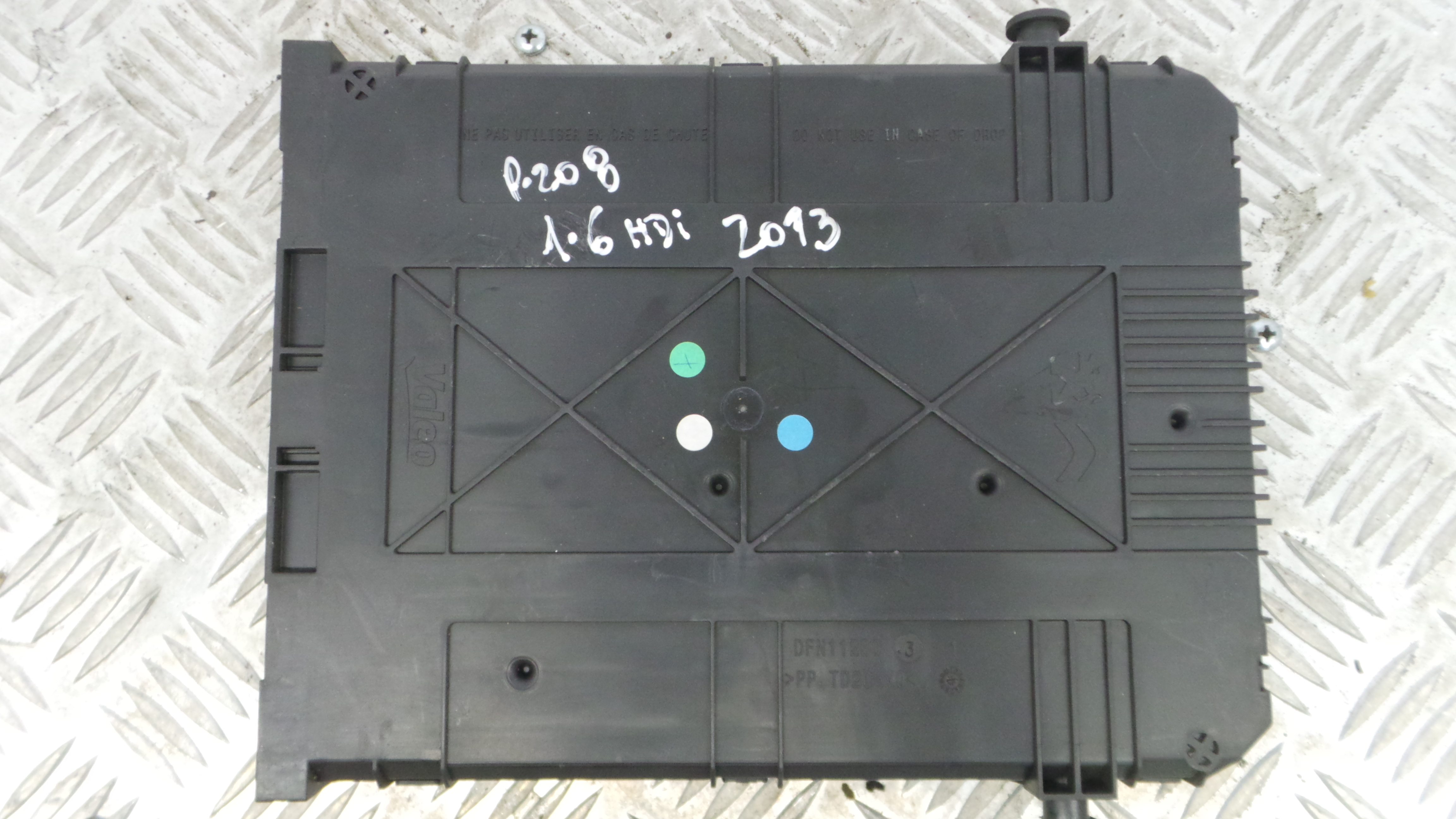 Caixa dos Fusíveis / BSI / UCH / SAM 9678355980 - PEUGEOT 208 I (CA_, CC_)-33186354 Caixa dos Fusíveis / BSI / UCH / SAM 9678355980 - PEUGEOT 208 I (CA_, CC_)-33186354