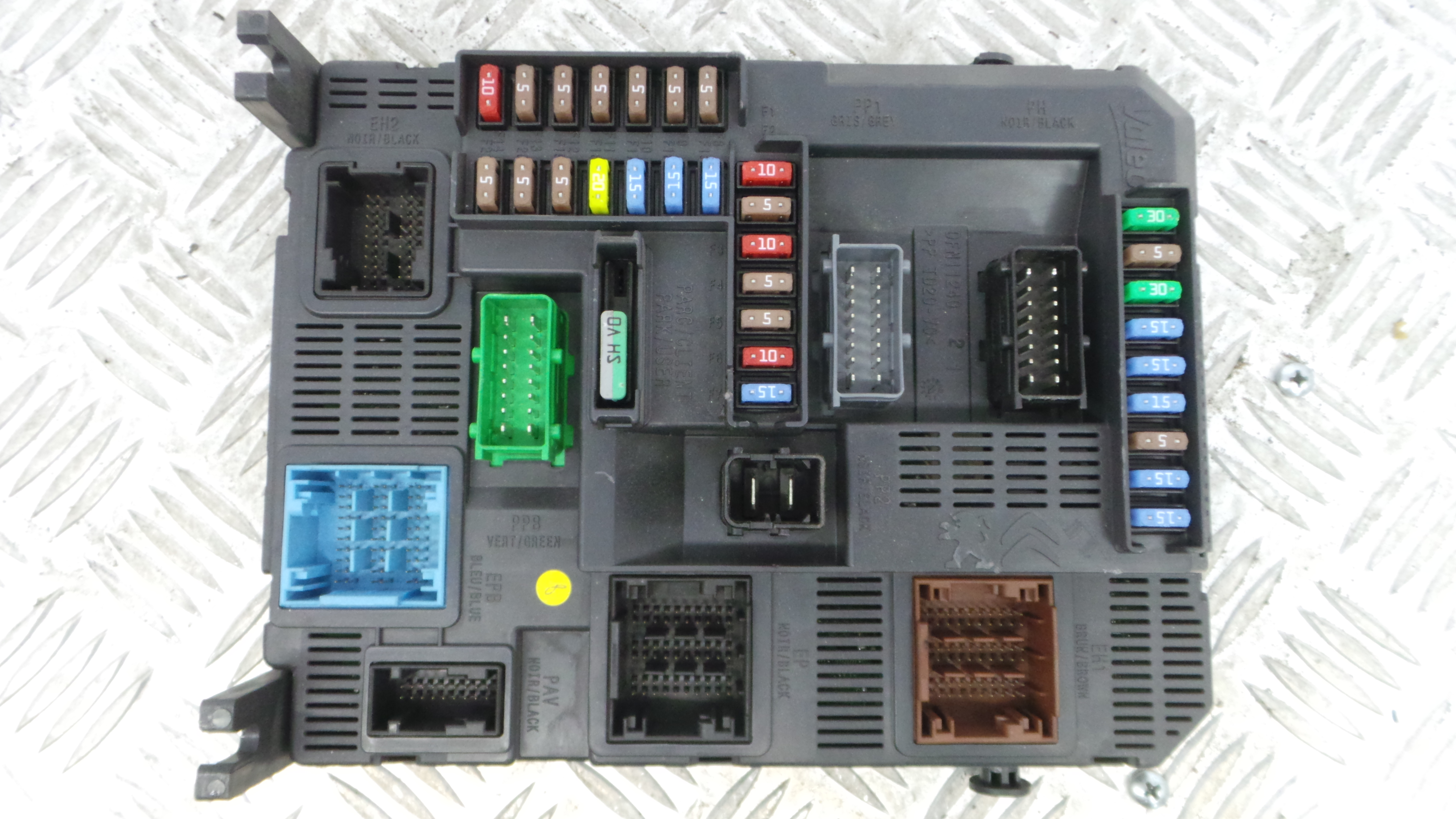 Caixa dos Fusíveis / BSI / UCH / SAM 9678355980 - PEUGEOT 208 I (CA_, CC_)-33186354