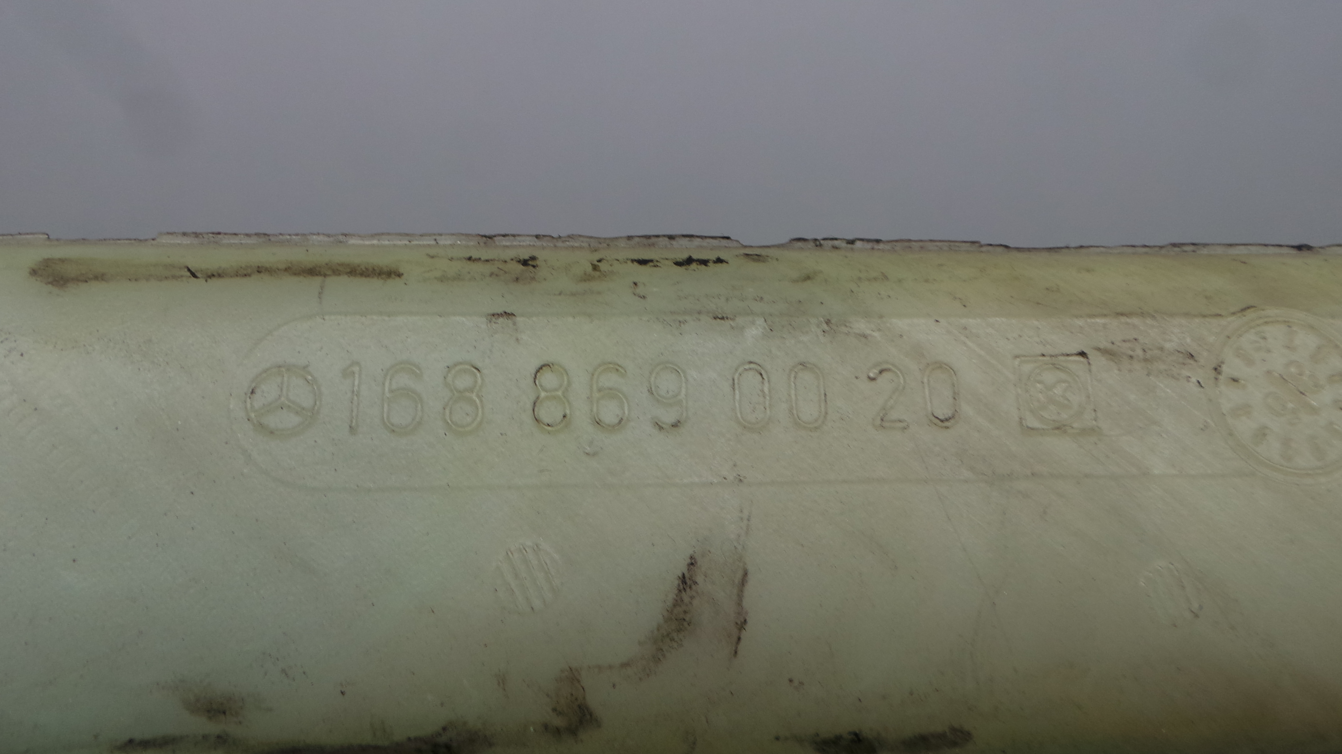 Depósito De Água Do Limpa-vidros 1688690020 - MERCEDES-BENZ A-CLASS (W168)-33187642