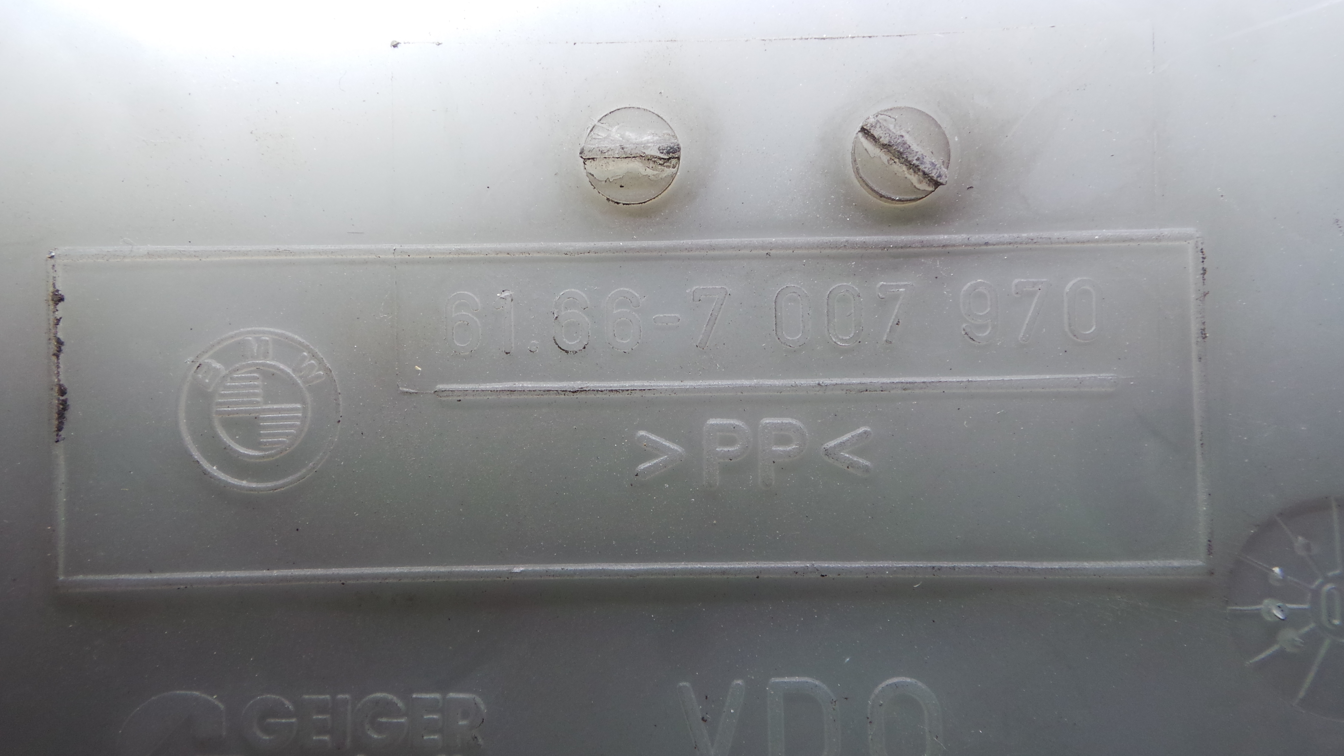 Depósito De Água Do Limpa-vidros 61.66-7007970 - BMW 3 (E46)-33187684