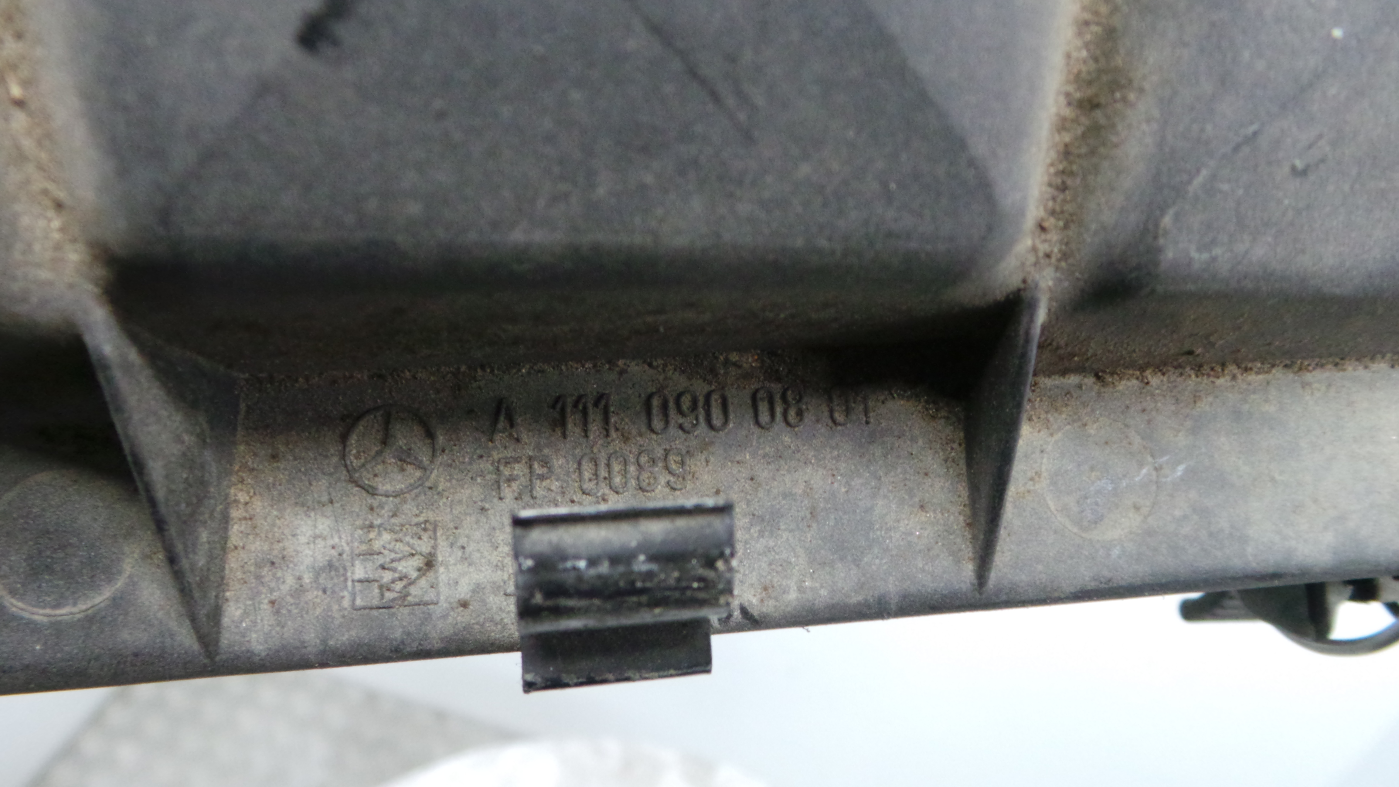 Caixa Filtro de Ar  A1110900801 - MERCEDES-BENZ CLK (C208)-33187727