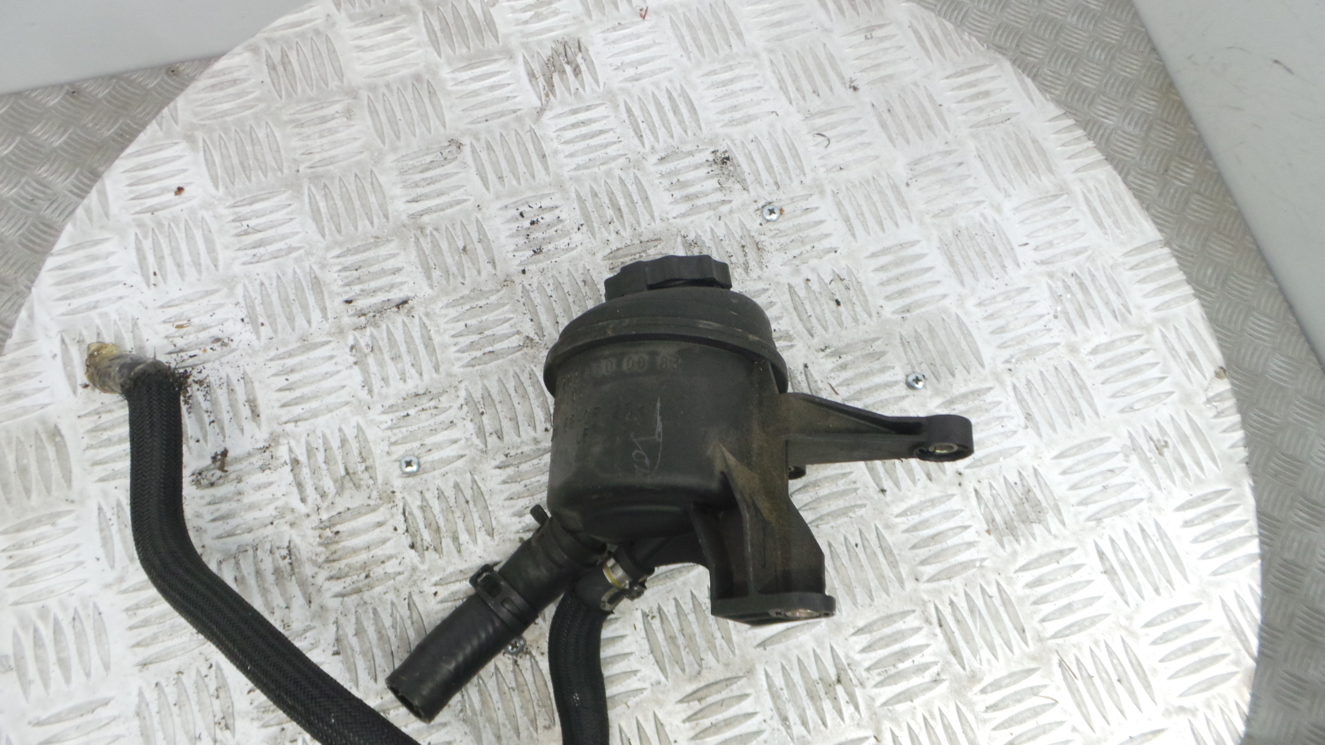 Deposito Direção Assistida A2034600083 - MERCEDES-BENZ CLK (C209)-33187990