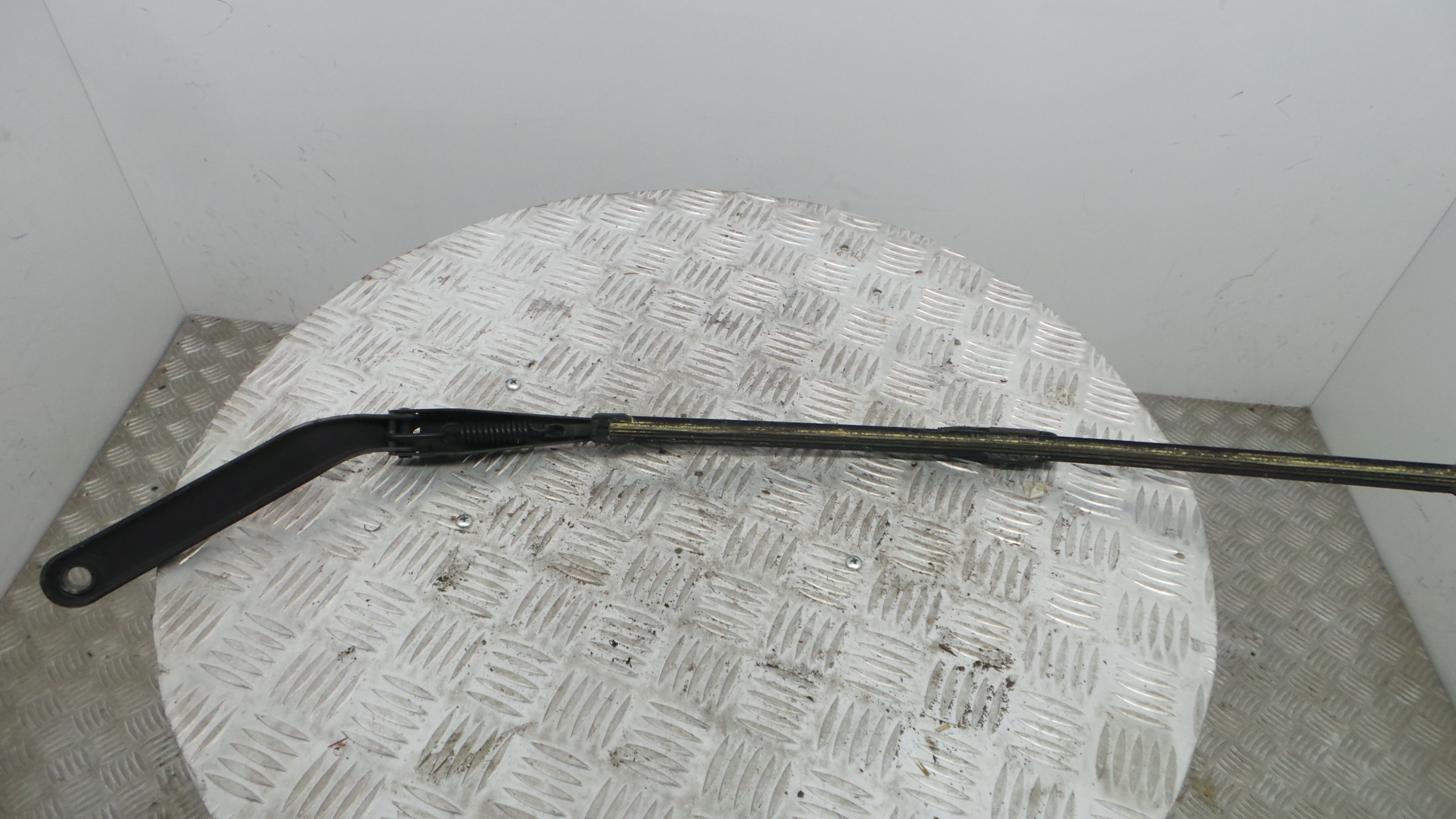 Braço Esquerdo Limpa Para Brisas 61.61-7169971 - BMW 1 (E87)-33188021