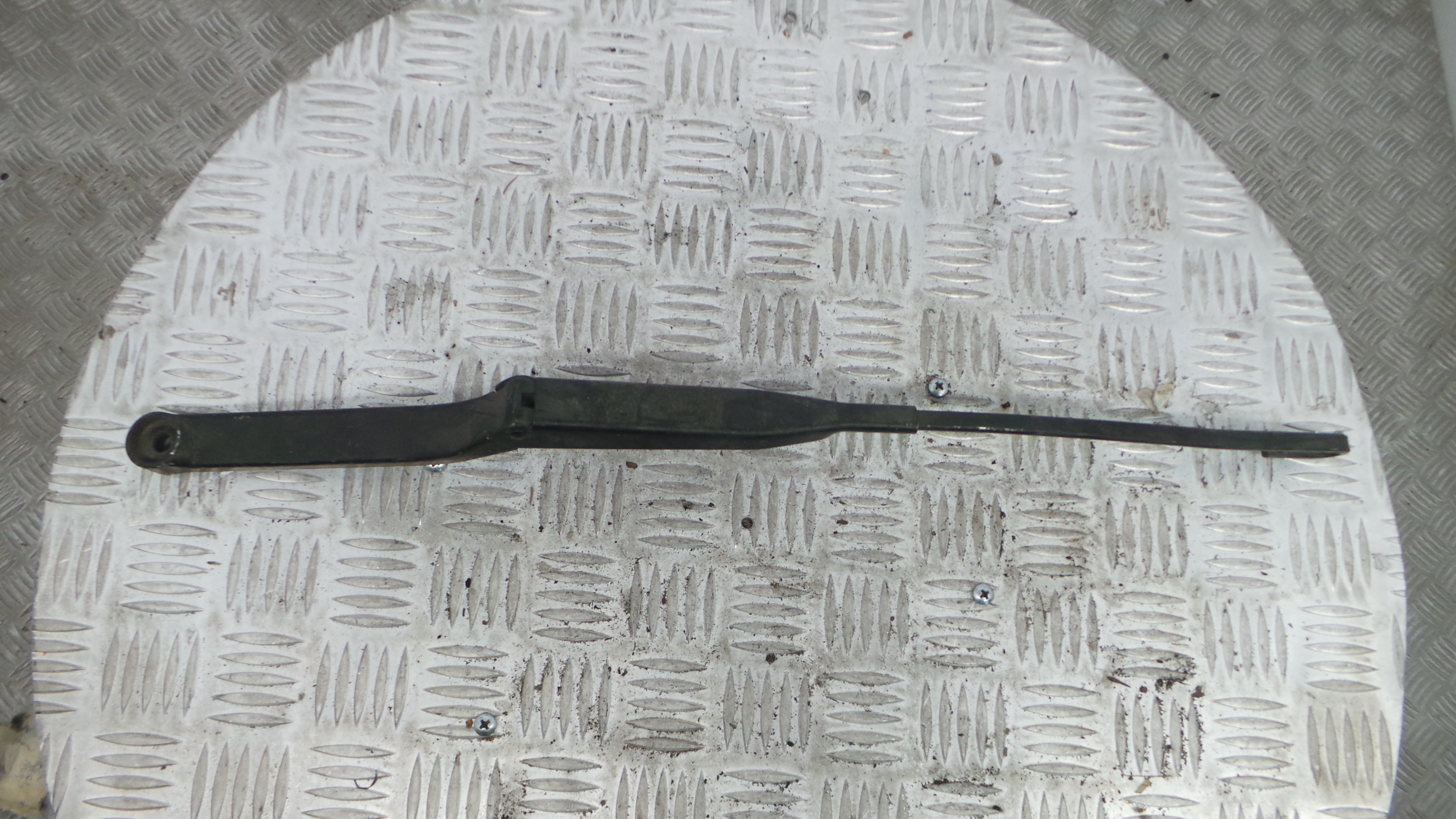 Braço Esquerdo Limpa Para Brisas 61.61-8357209 - BMW 3 (E36)-33188027