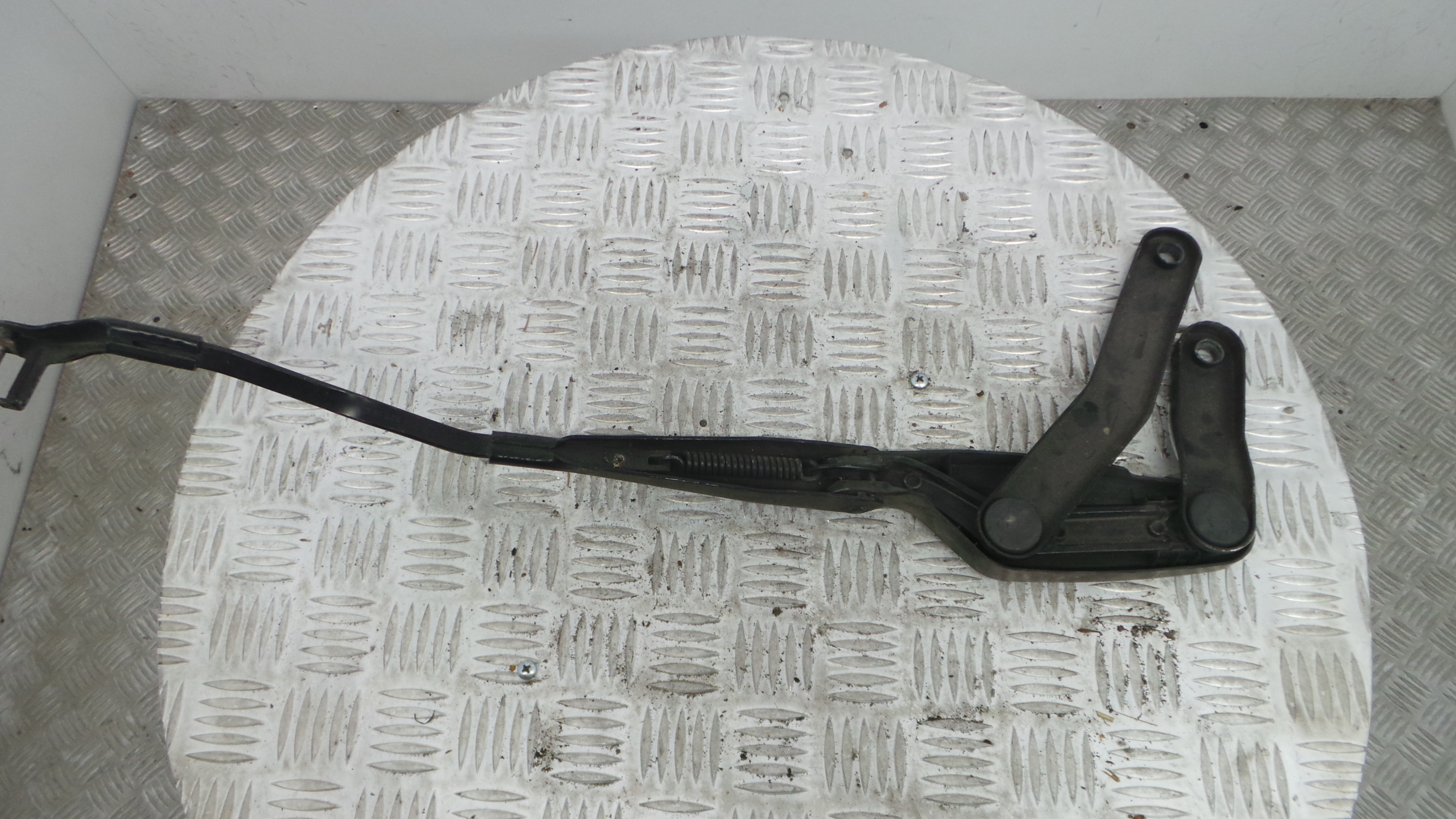 Braço Direito Limpa Para brisas A2048201544 - MERCEDES-BENZ C-CLASS (W204)-33188051