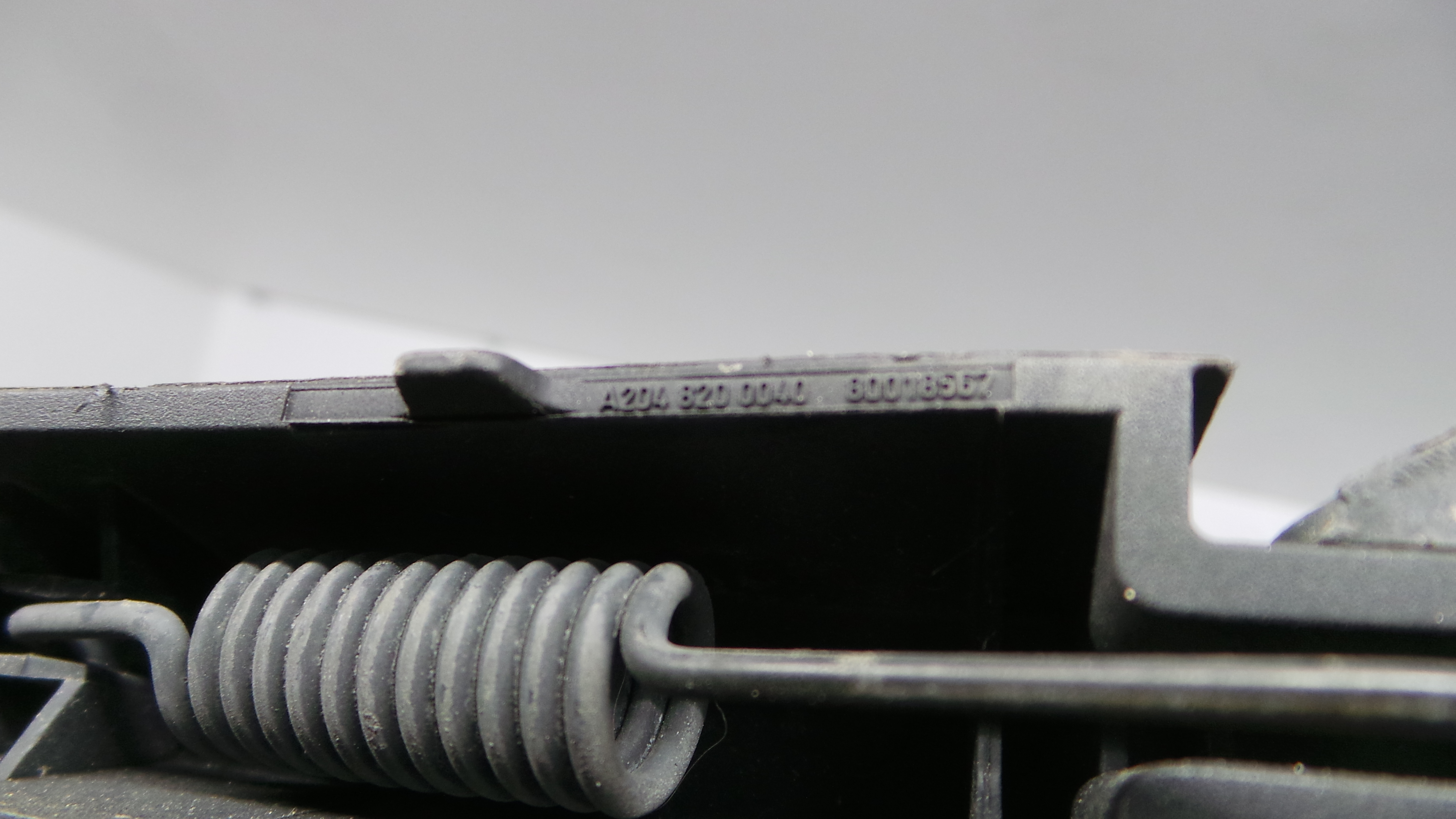 Braço Do Limpa-vidros A2048200040 - MERCEDES-BENZ C-CLASS (W204)-33188066